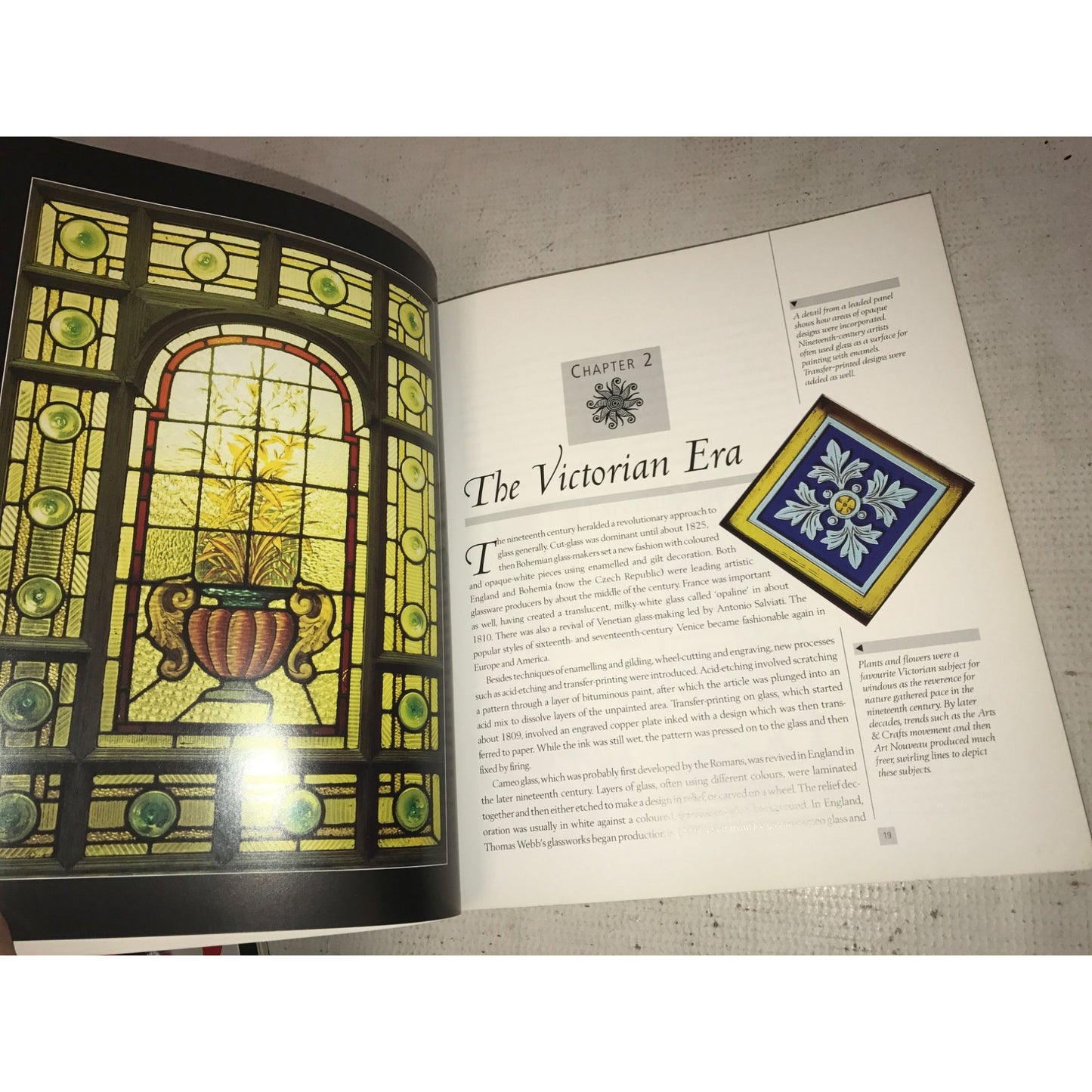 Decorative Glass of the 19th and Early 20th Centuries - A Source Book by Nancy Fyson