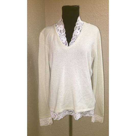 Nieman Marcus Cashmere Relaxed V-Neck Sweater with Lace Trim Size Large