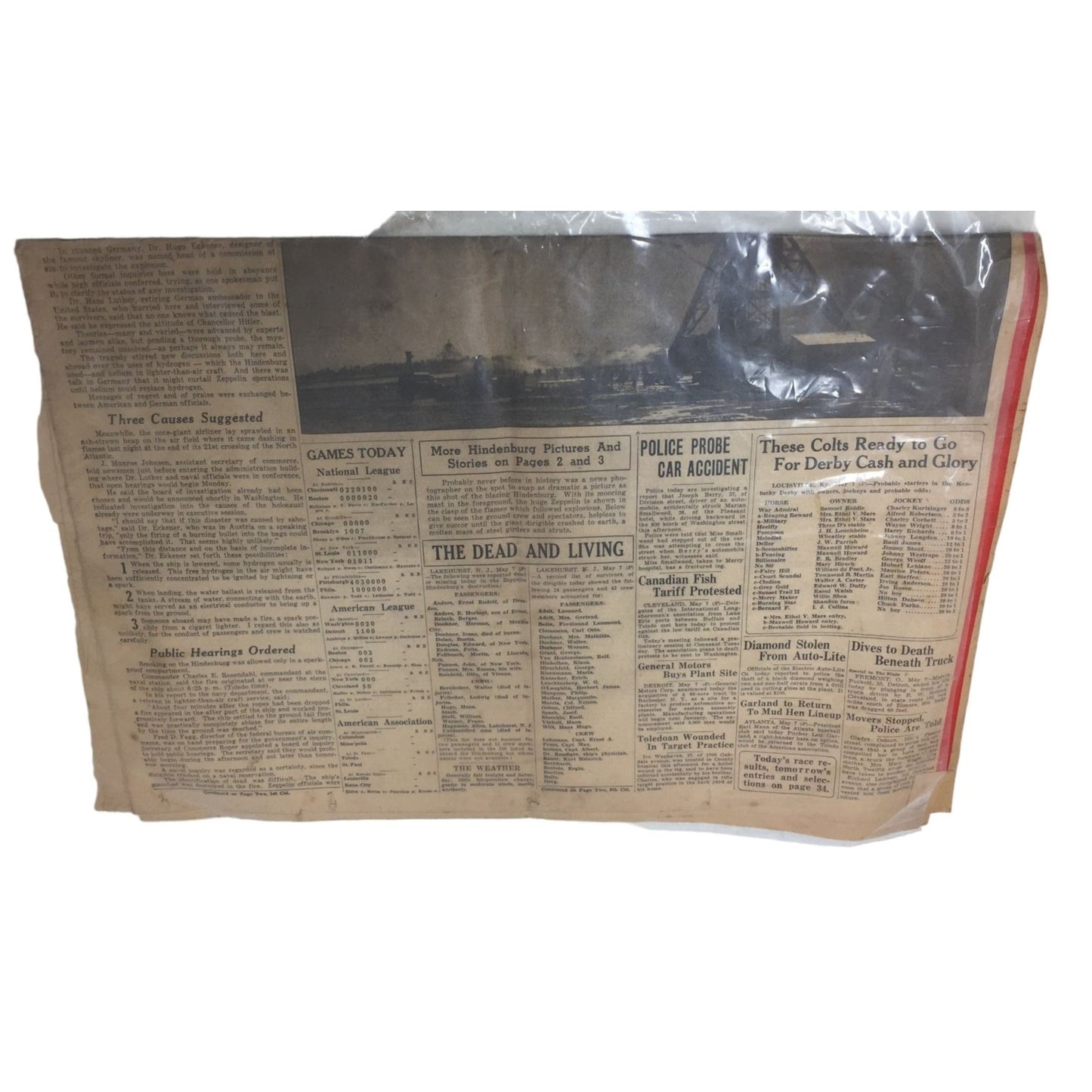 Vintage Toledo Blade ''Zeppelin Probes Start" Collectible Newspaper