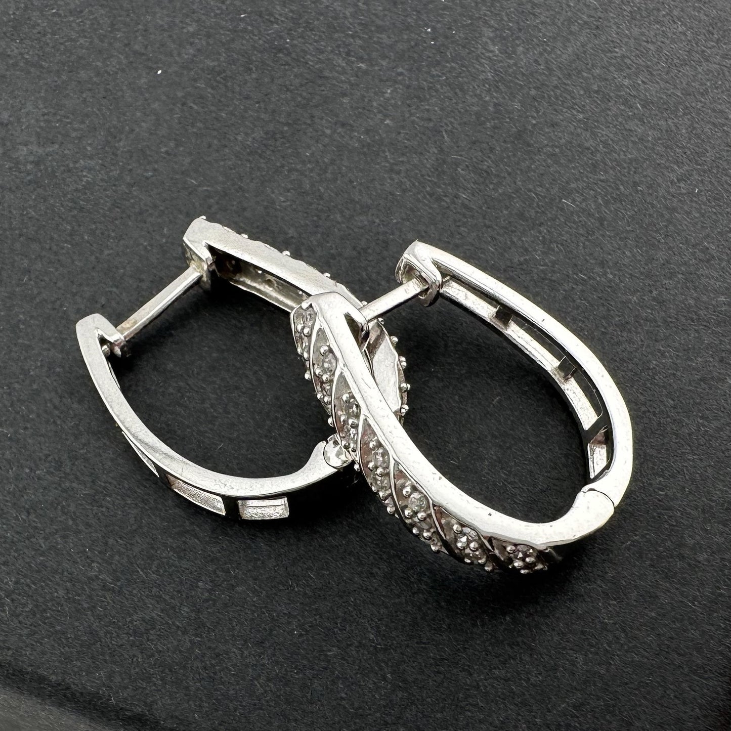 Beautiful 1/4 Carats Diamond Wave Hoop Earrings - Sterling Silver - Natural Diamonds