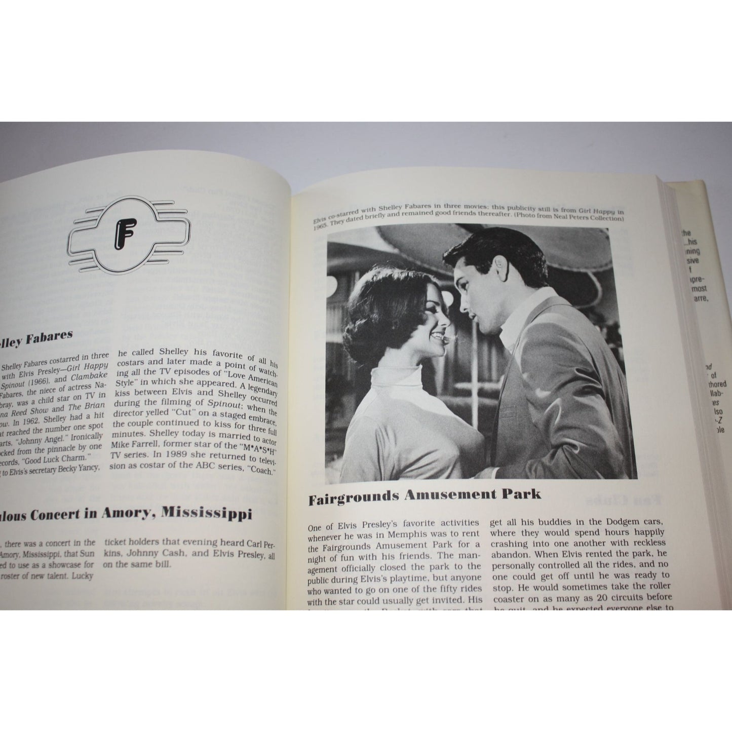 "E" is for Elvis An A-To-Z Illustrated Guide to the King of Rock and Roll