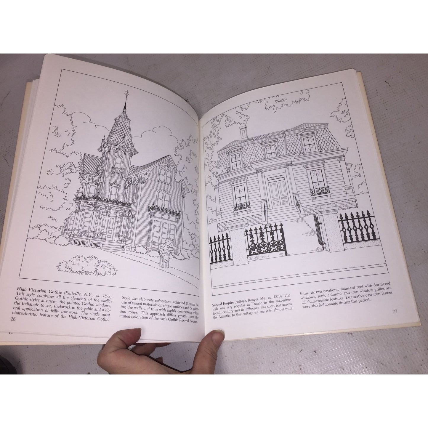 The American House Styles of Architecture Coloring Book A.G. Smith