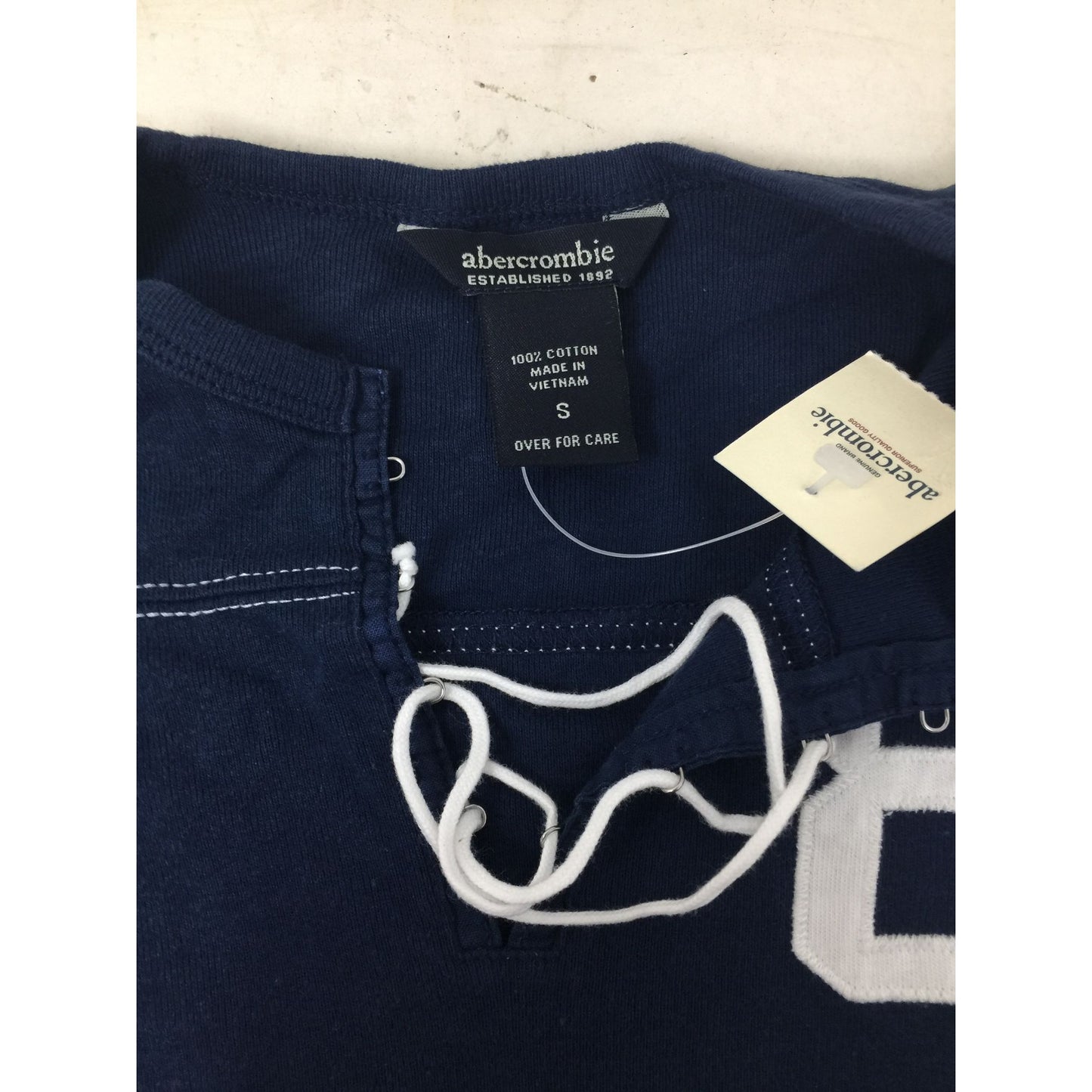 Abercrombie Girls Size Small Cotton Navy Blue Tee Shirt with #8 on it