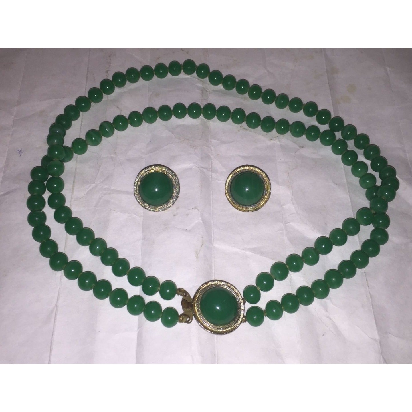 Womens Green Beaded Necklace and Matching Clip On Earrings