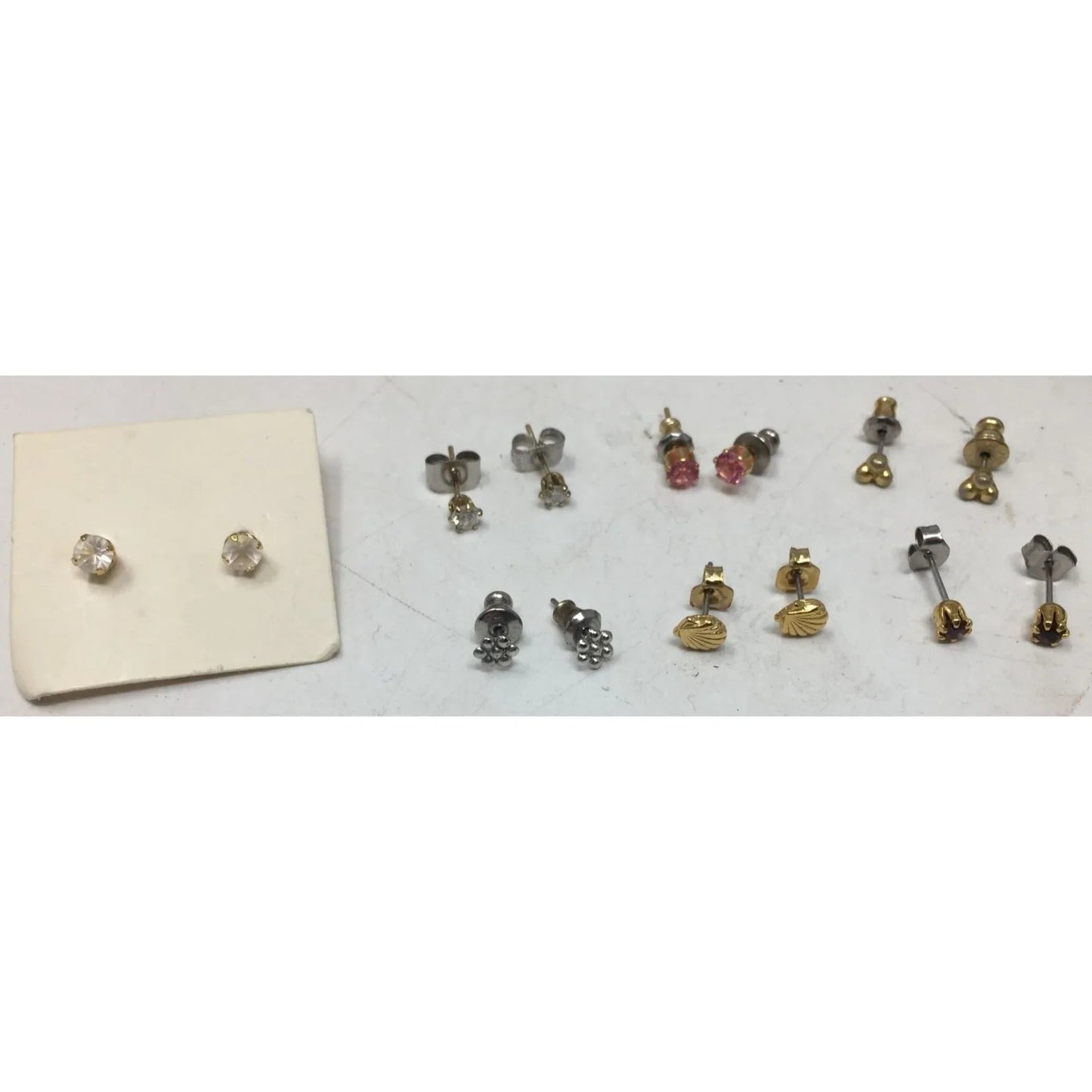7 Pairs of Women's/Girl's Stud Earrings - A+ Stuff - Earrings - A+ Stuff