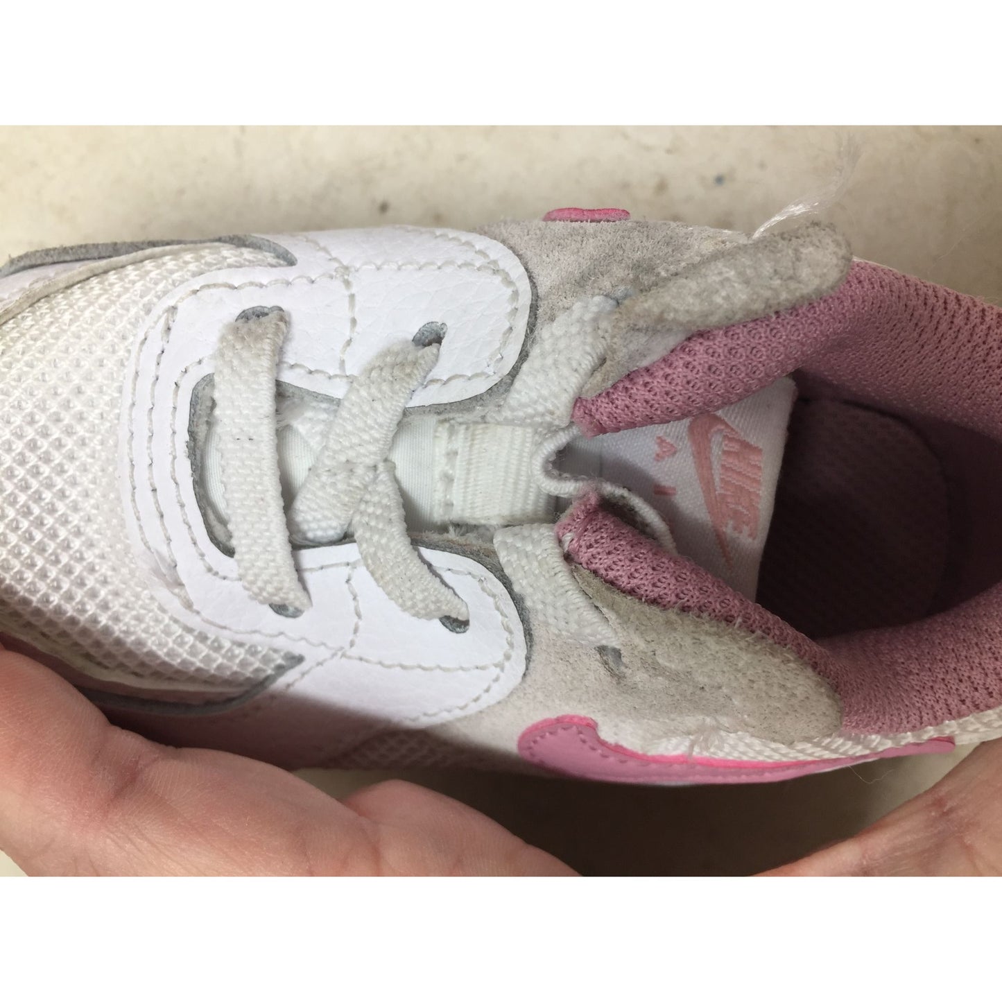 Nike Air Max Size 5C Baby/Toddler Shoes Pink and White