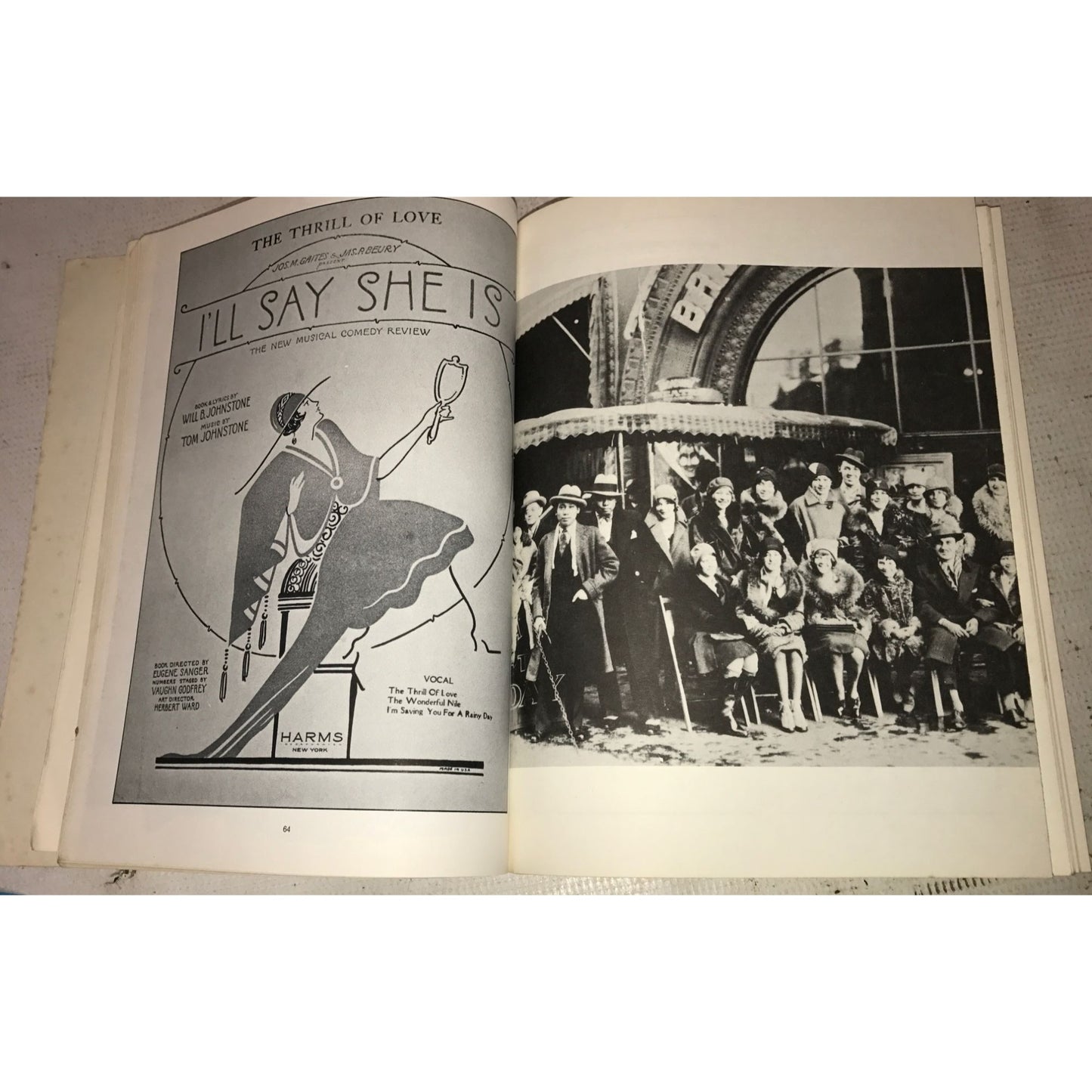 The Marx Bros Scrapbook - By Groucho Marx and Ricard Anobile