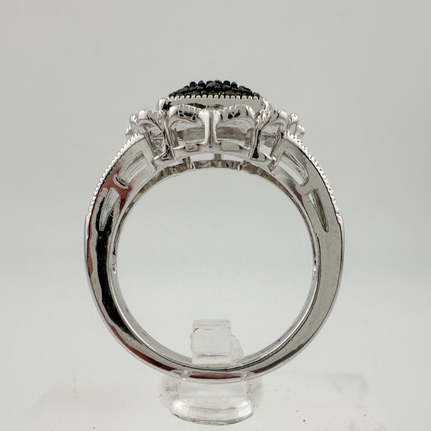 Elegant Balck Diamond Cocktail Ring Size 7.25