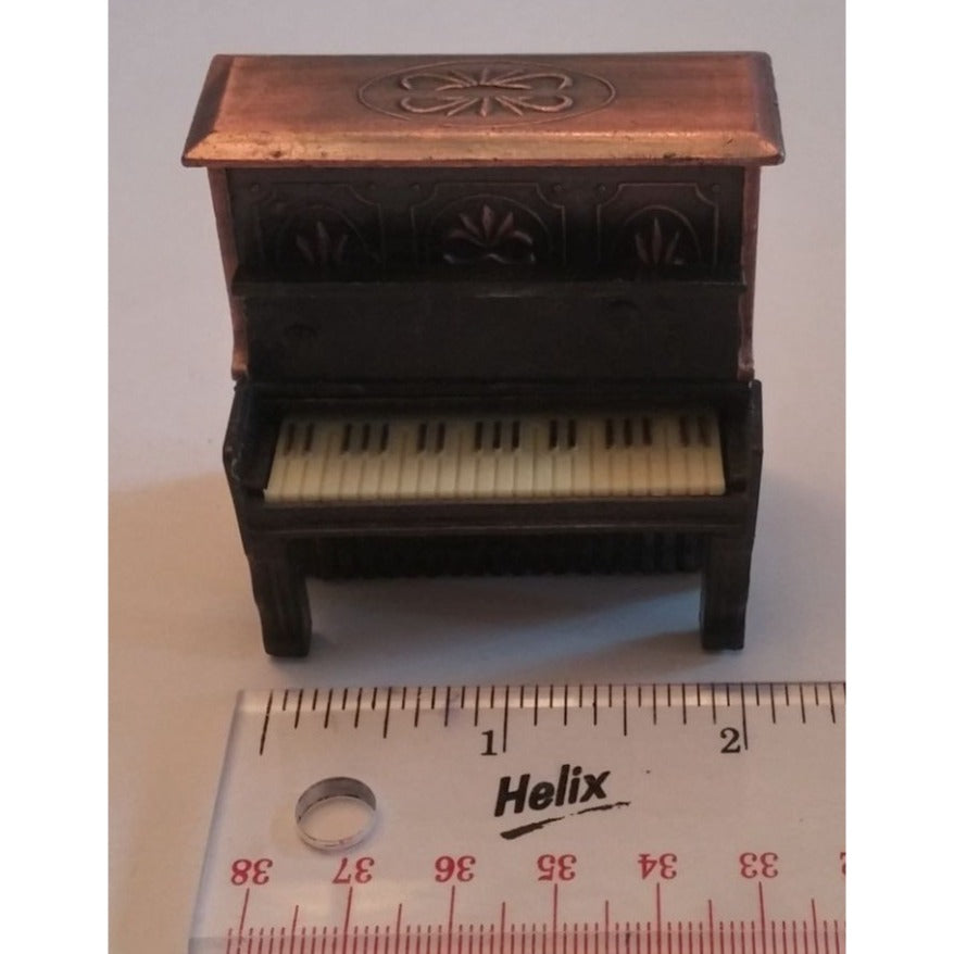 Vintage Miniature 2 inch Upright Piano Pencil Sharpener