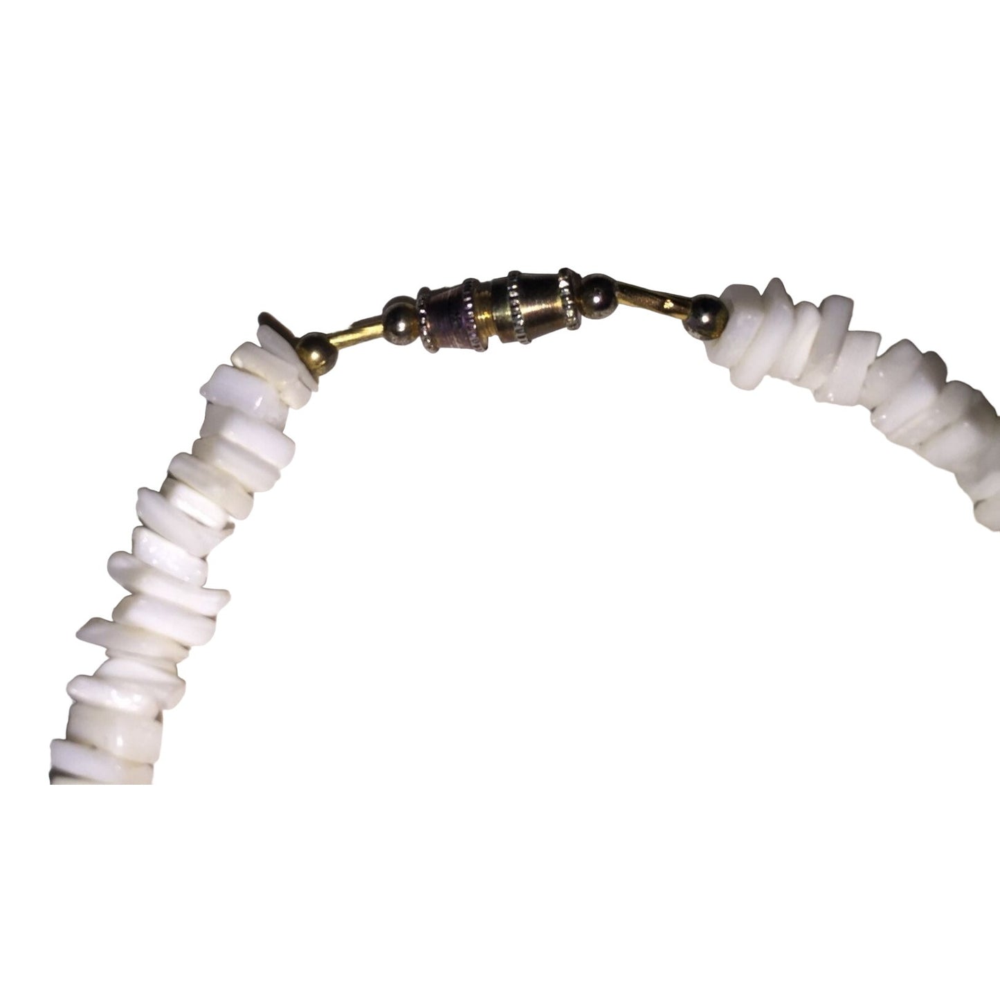 Vintage White Beachy Puka Shell Necklace 7 inches