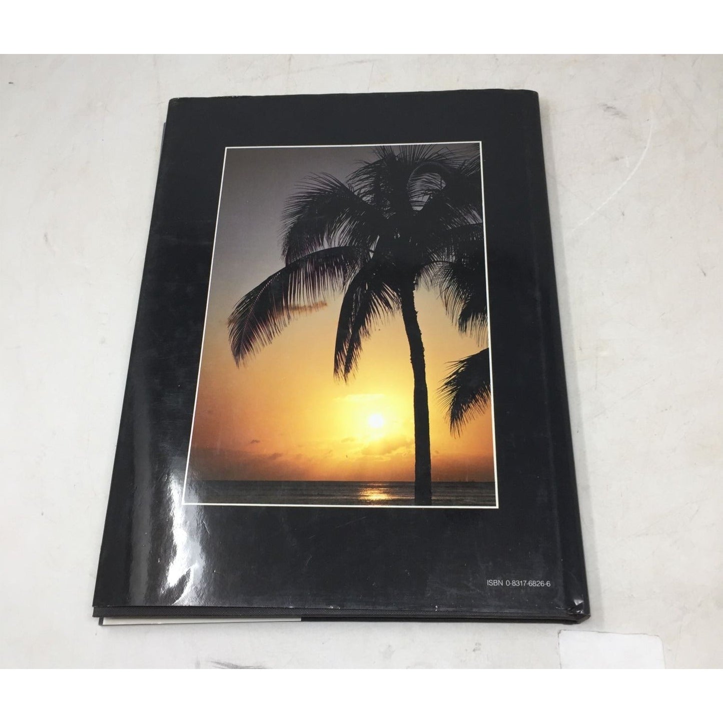 Hardcover Pictorial Book Titled "Hawaii" A+ Stuff  A+ Stuff Books