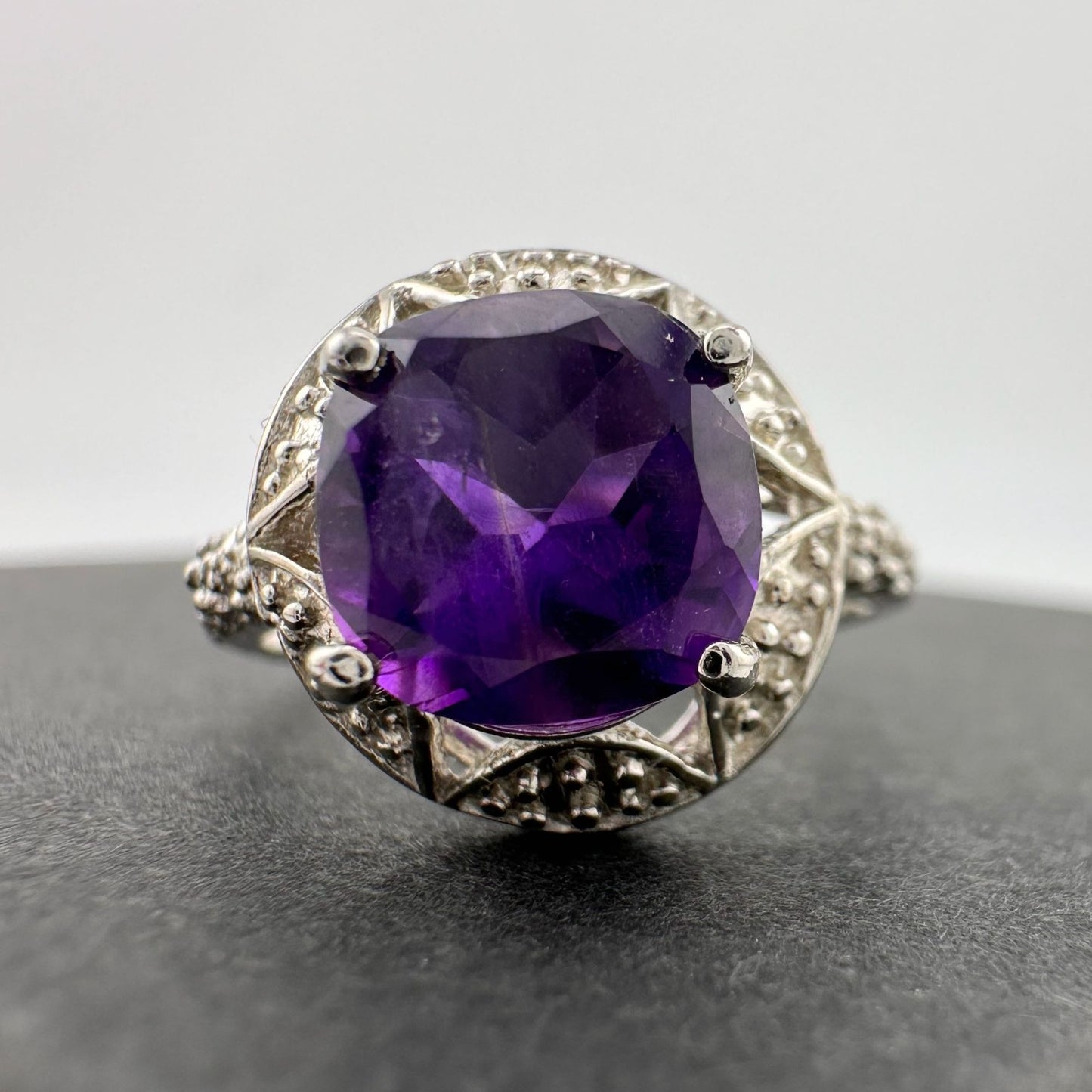 Beautiful Dark Purple Amethyst and Diamond Accent Ring - Sterling Silver Size 7.25