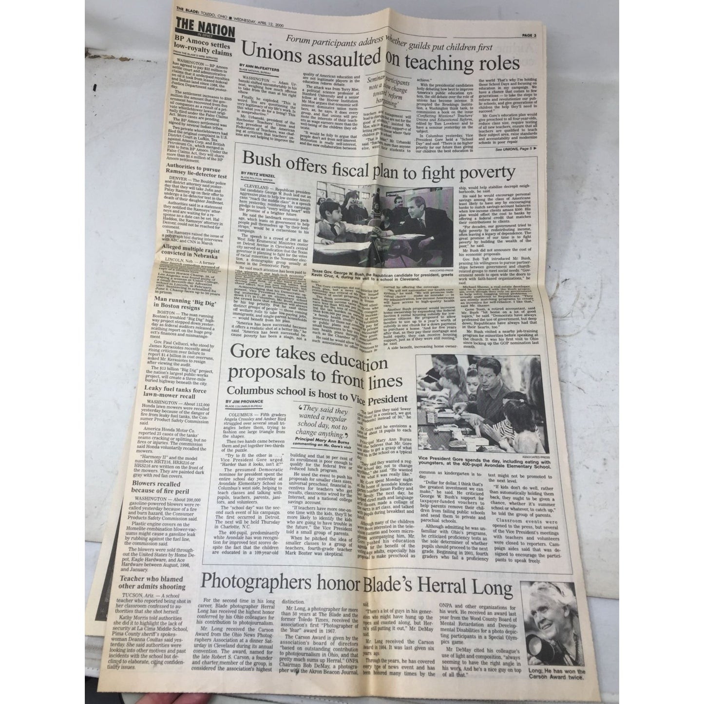 Vintage The Blade Collectible Newspaper April 12, 2000