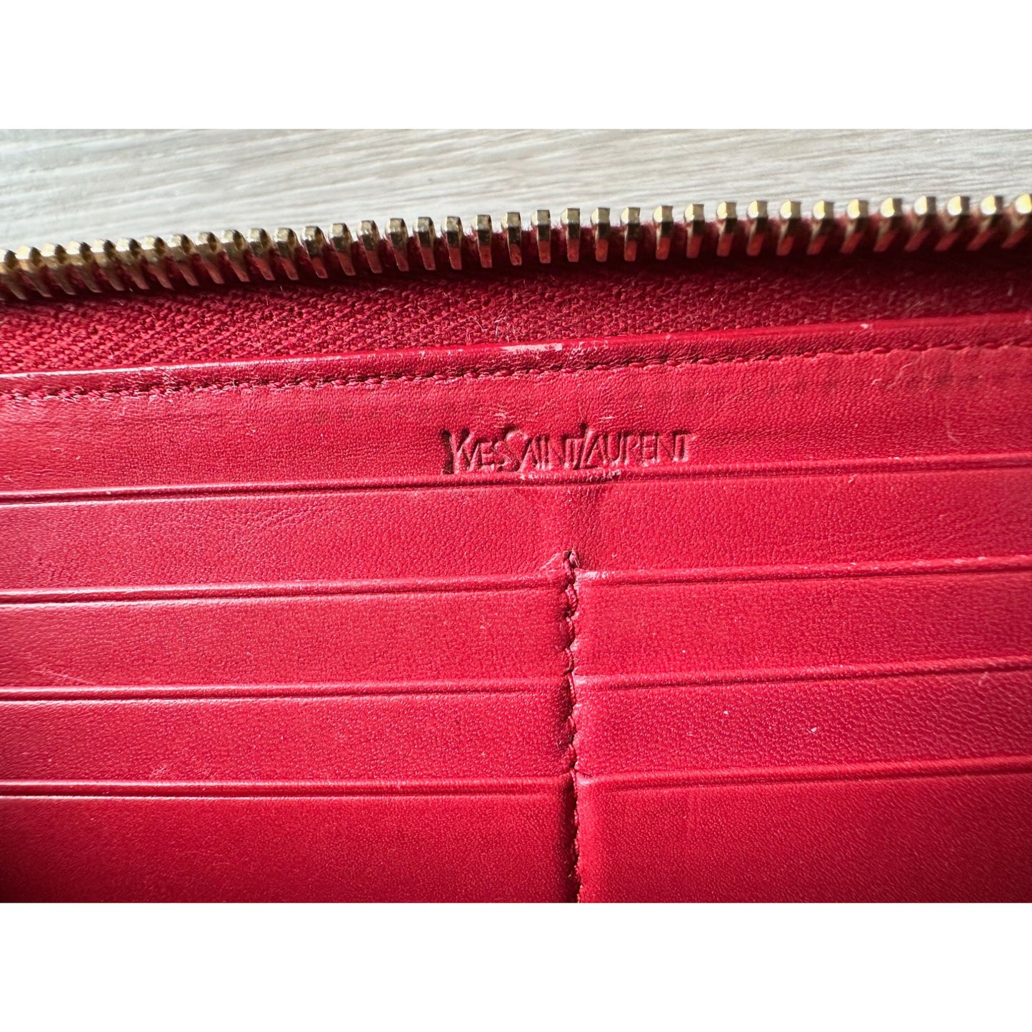 YSL Yves Saint Laurent Red Patent Leather Zippy Wallet