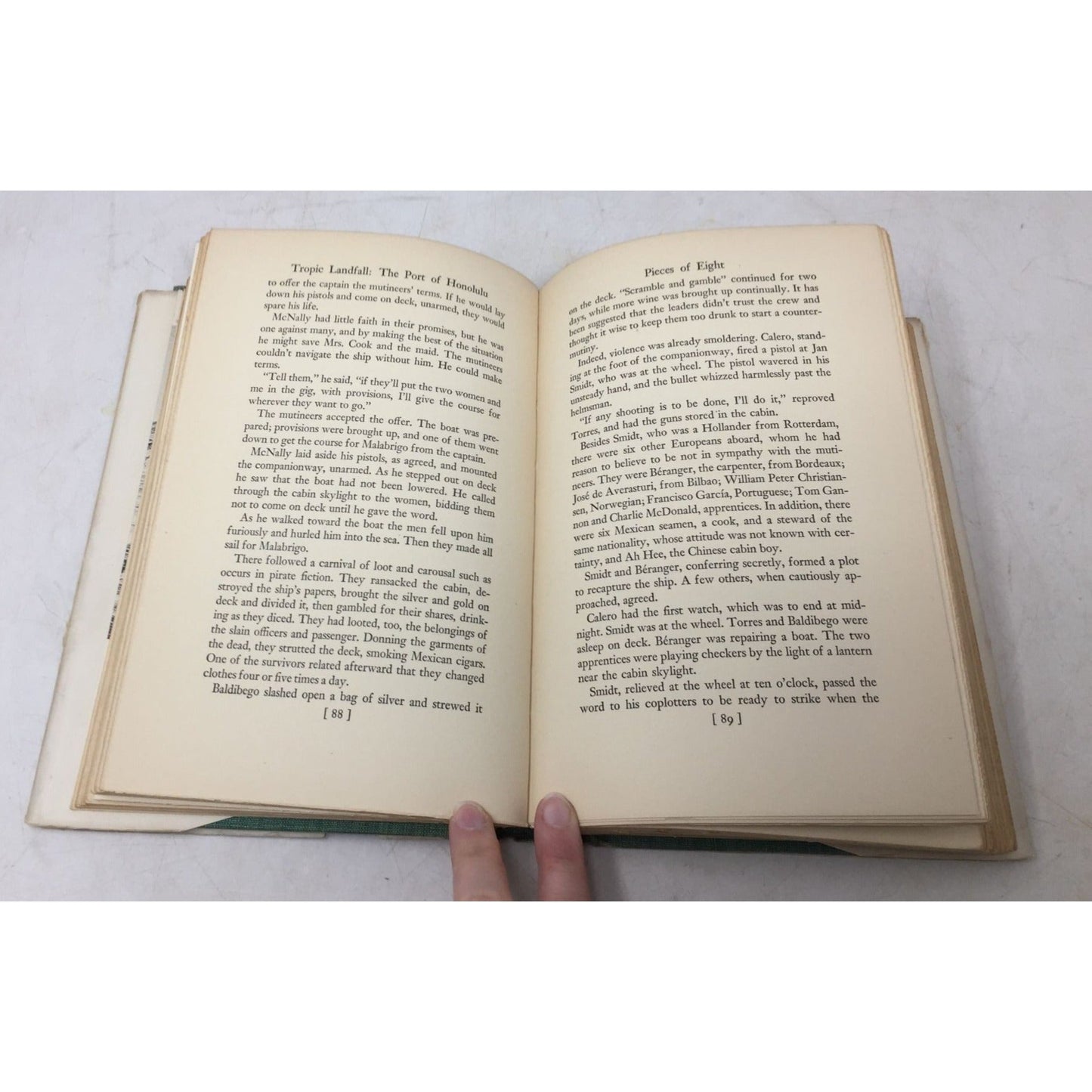 Vintage Pictorial Map of the island of Oahu, Hawaii, from the book Tropic Landfall. unbranded  A+ Stuff Books