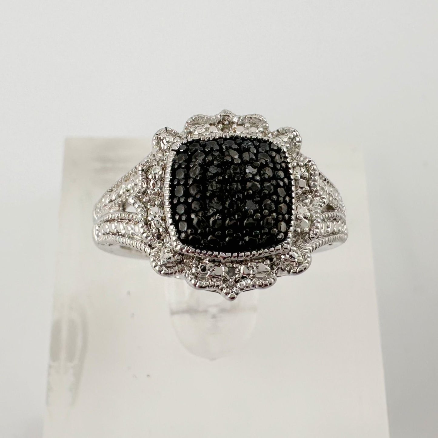 Elegant Balck Diamond Cocktail Ring Size 7.25