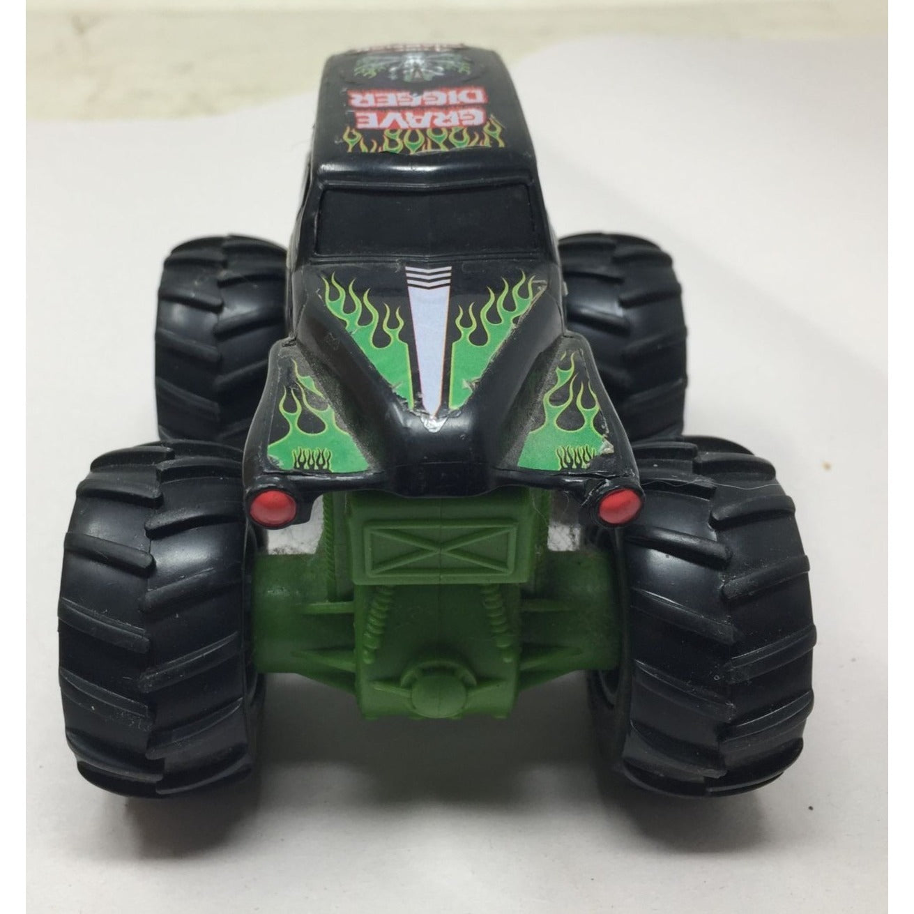 Hot Wheels Monster Jam Grave Digger Rev N Go Power Mattel Wheels