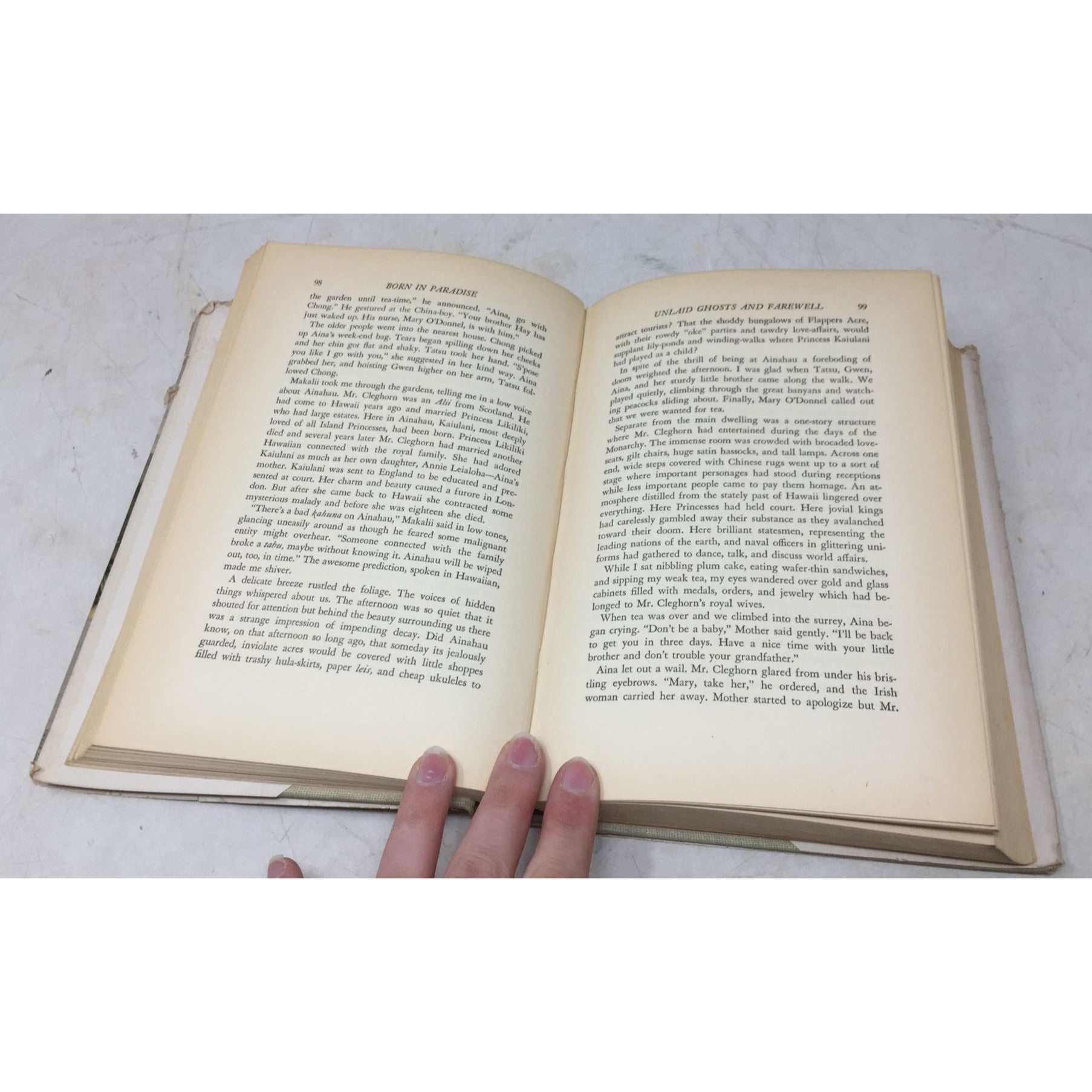 collectible copy of the book Born in Paradise by Armine Von Tempski unbranded  A+ Stuff Books