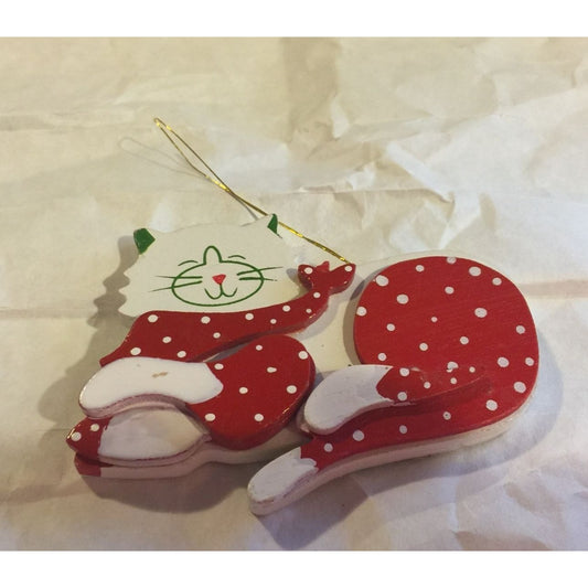 Vintage Wooden Christmas Tree Ornament White/Red Spotted Cat