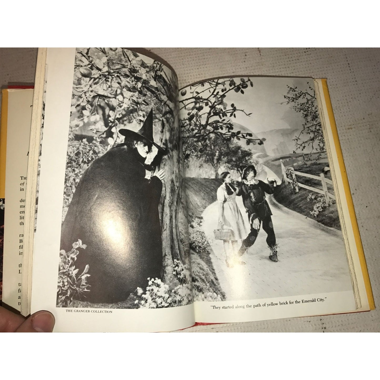 Vintage 1978 Wizard of Oz book with MGM Studio Photos by Frank Baum