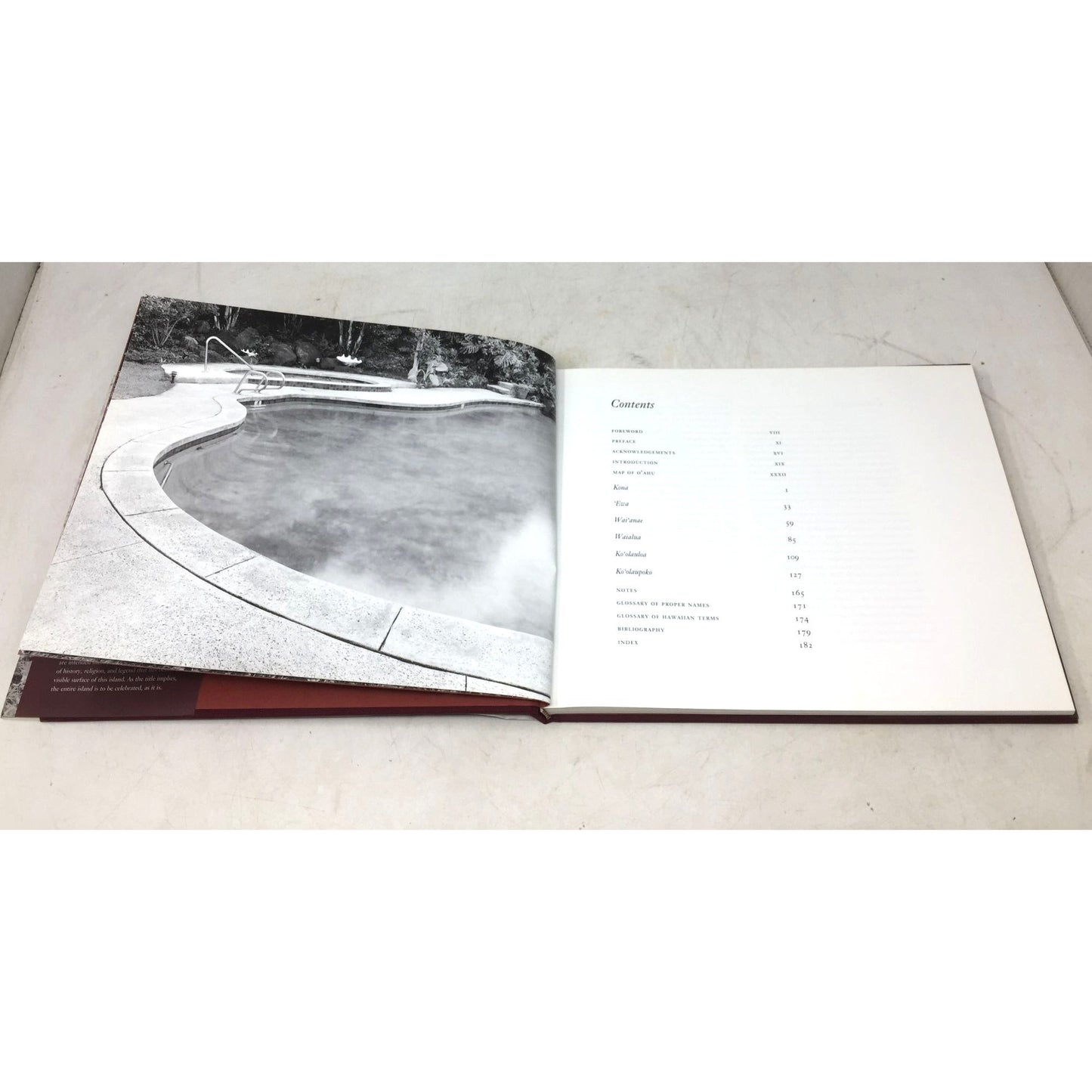 Pana O'ahu: Sacred Stones, Sacred Land by Jan Becket and Joseph Singer unbranded  A+ Stuff Books