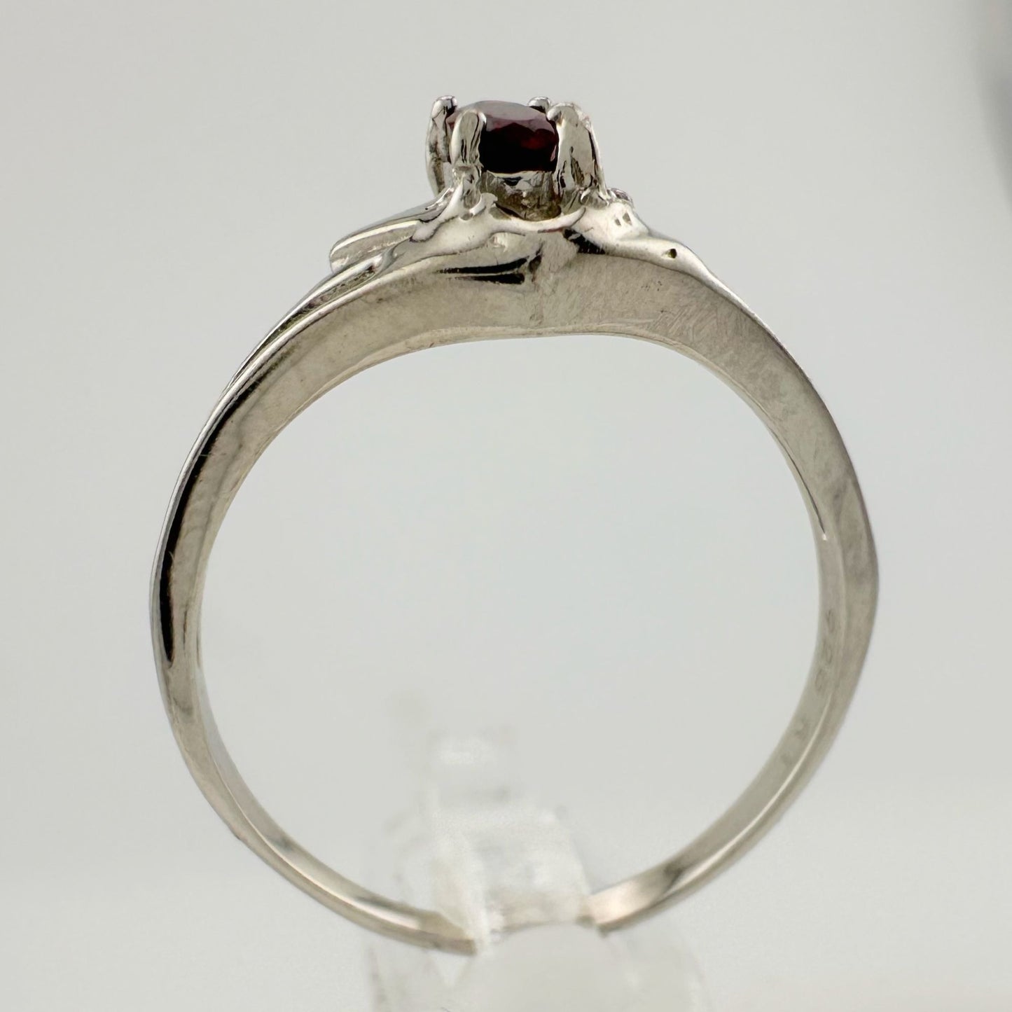 Beautiful Natural Garnet Ring Size 7.25 in .925 Sterling Silver