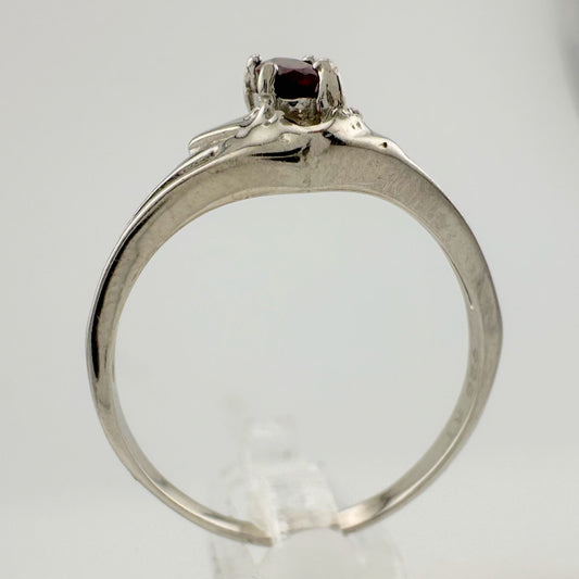 Beautiful Natural Garnet Ring Size 7.25 in .925 Sterling Silver