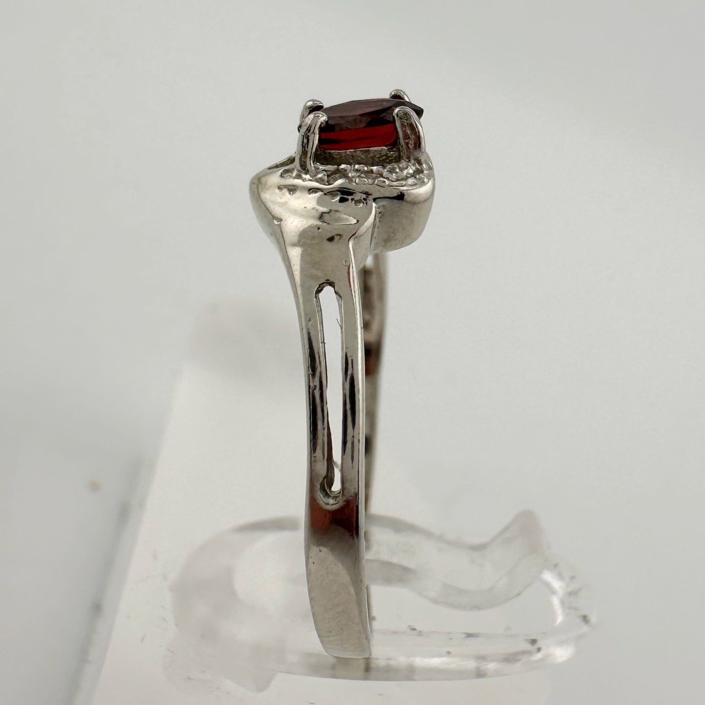 Beautiful Natural Garnet Ring Size 7.25 in .925 Sterling Silver