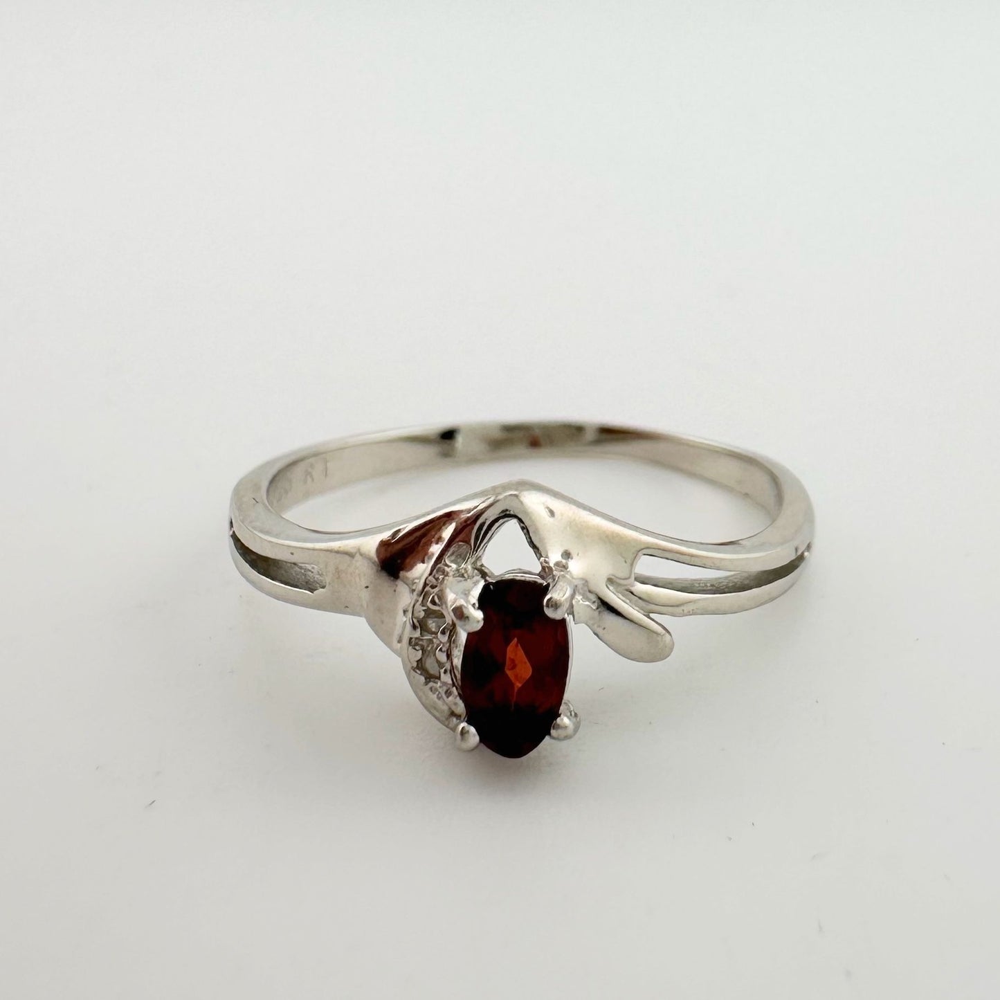 Beautiful Natural Garnet Ring Size 7.25 in .925 Sterling Silver