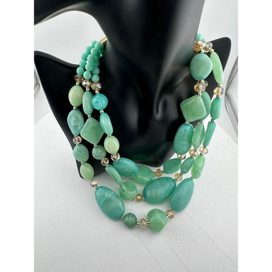 Vintage Beautiful Women's Chunky Three Strand Beaded Necklace In Aqua Color