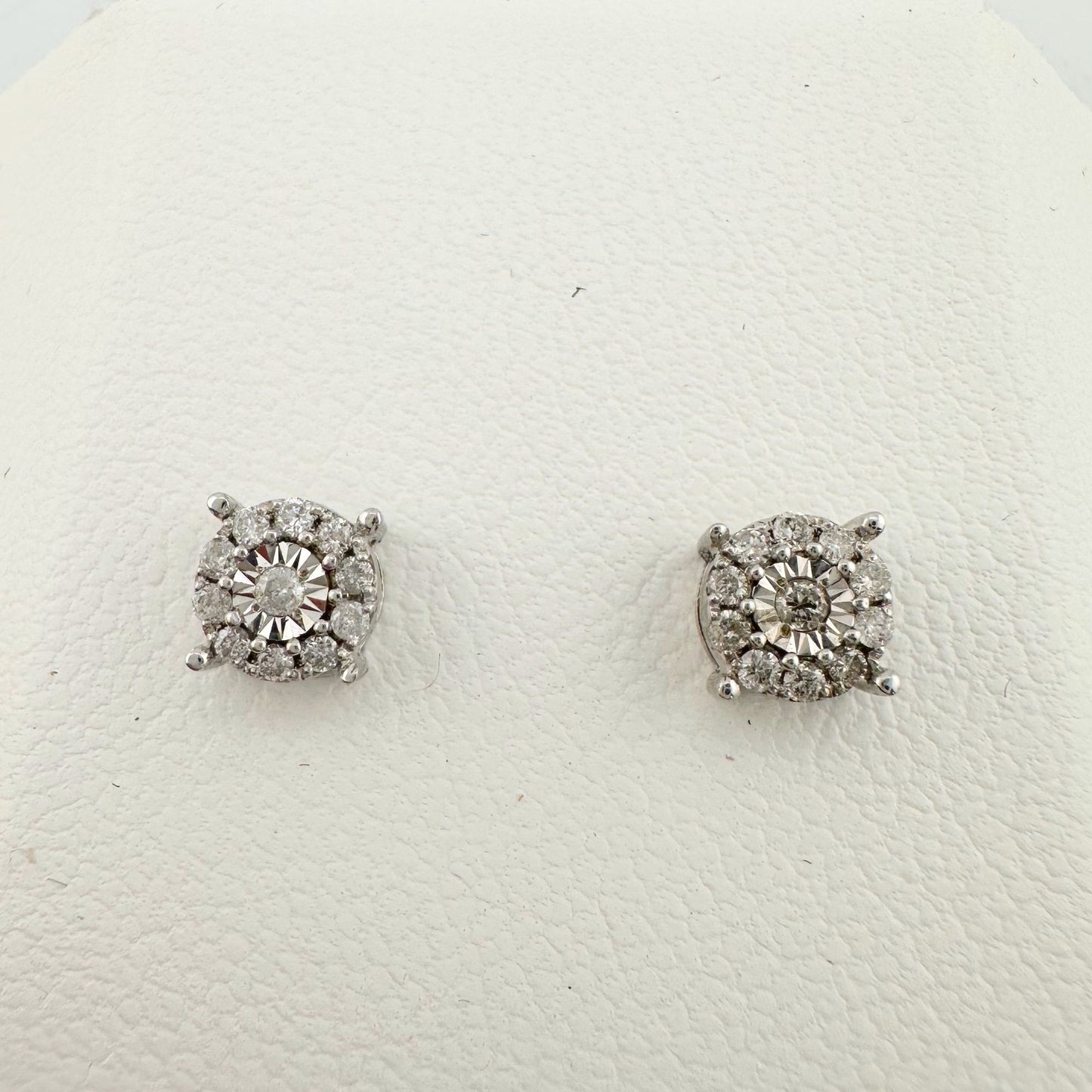 1/4 Carat Diamond Stud Earrings