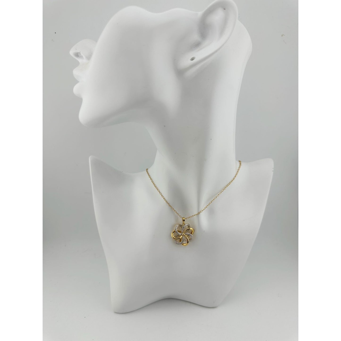 Pretty Two Tone Flower Pendant 22kt Gold Overlay