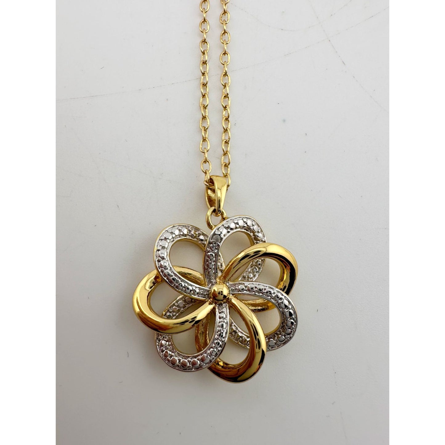 Pretty Two Tone Flower Pendant 22kt Gold Overlay