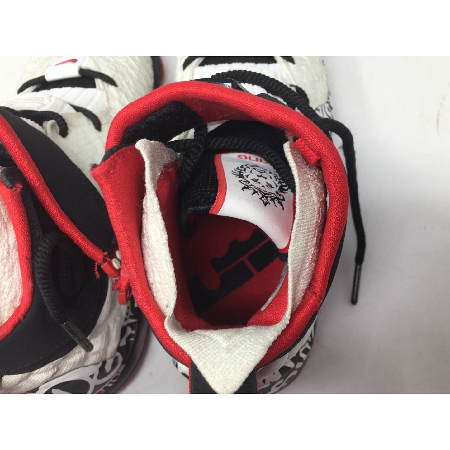 Nike Lebron XVII 17 Grafiti Freestyle White/Red/Black Sneakers- US Size 6