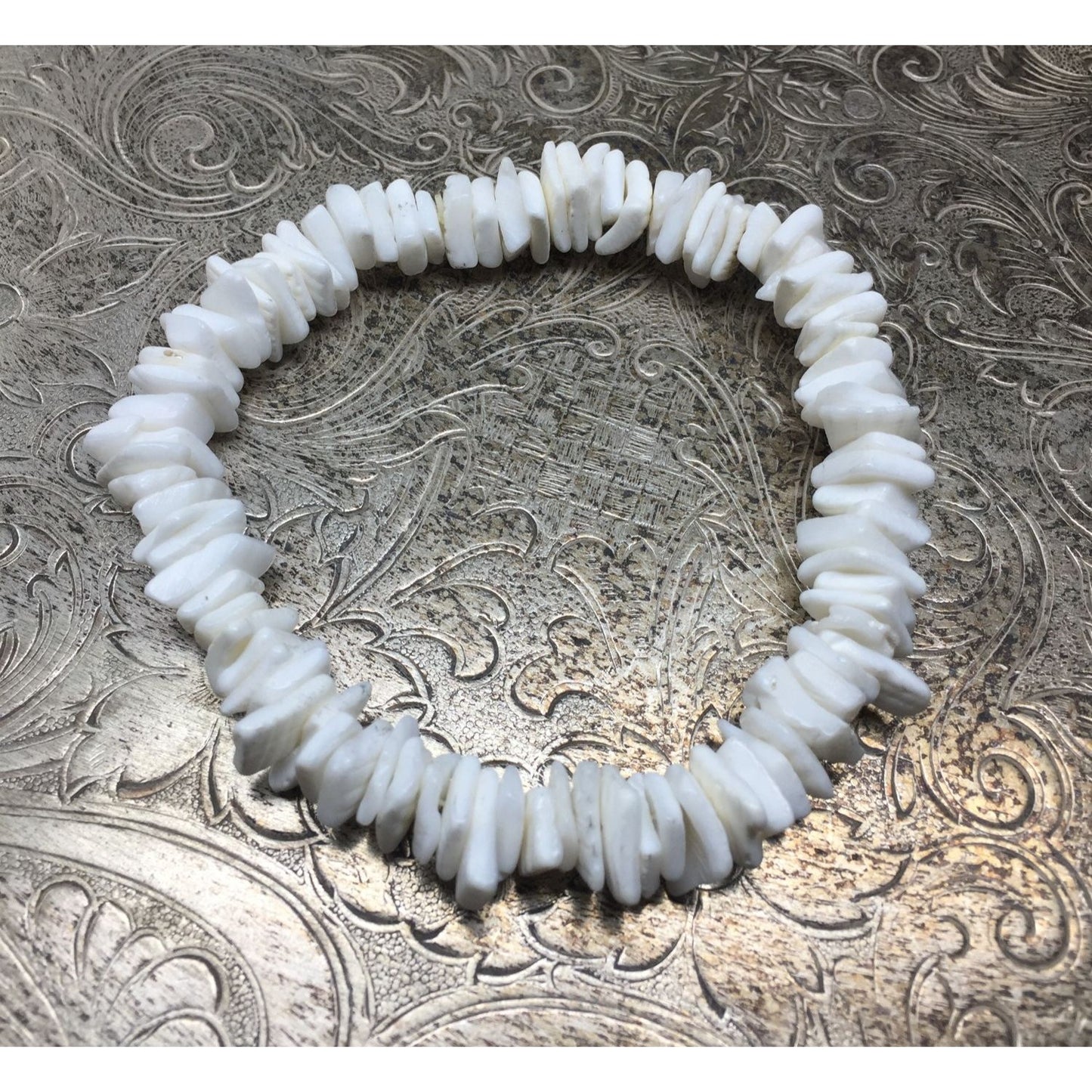 White Chunky Puka Shell Bohemian Style Bracelet