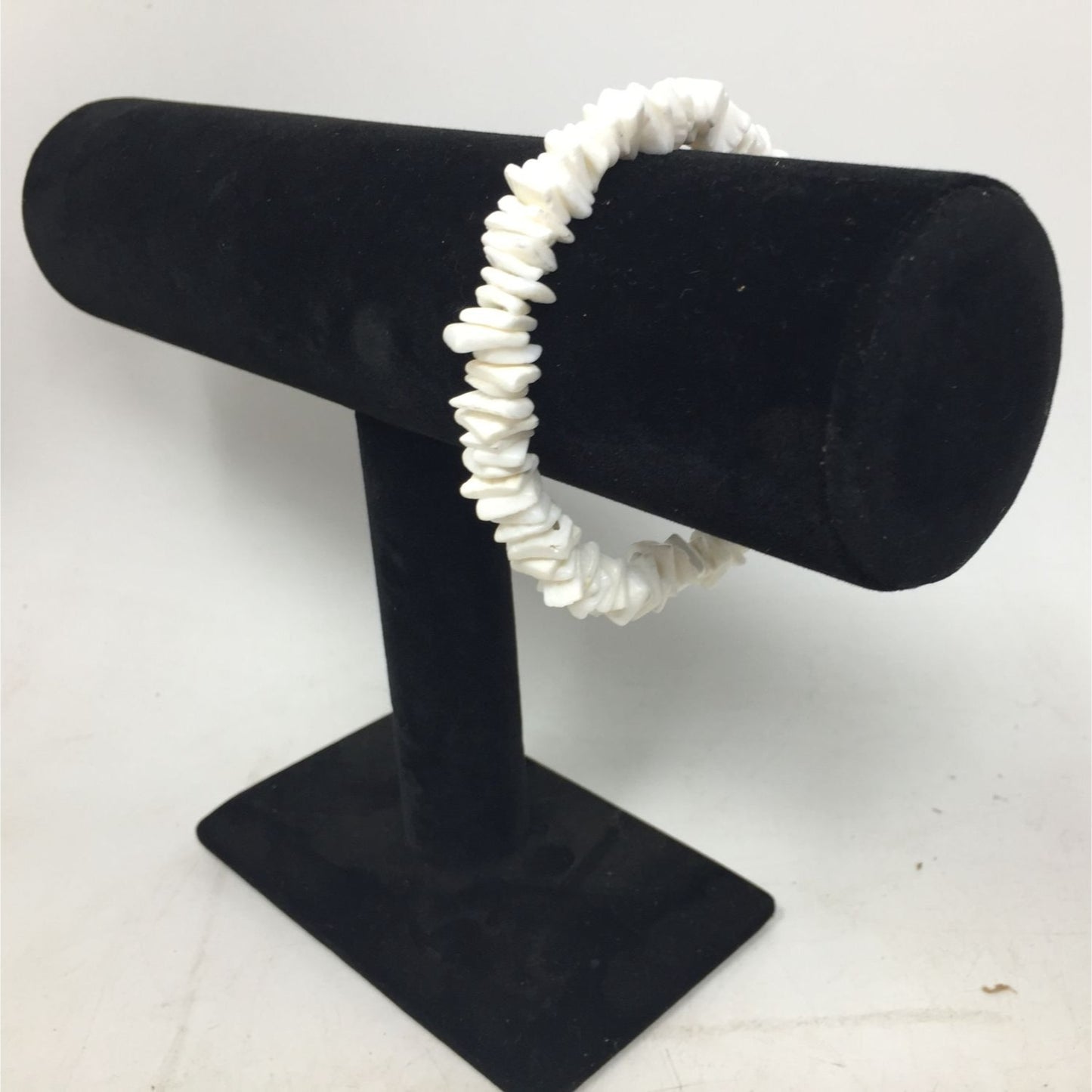 White Chunky Puka Shell Bohemian Style Bracelet