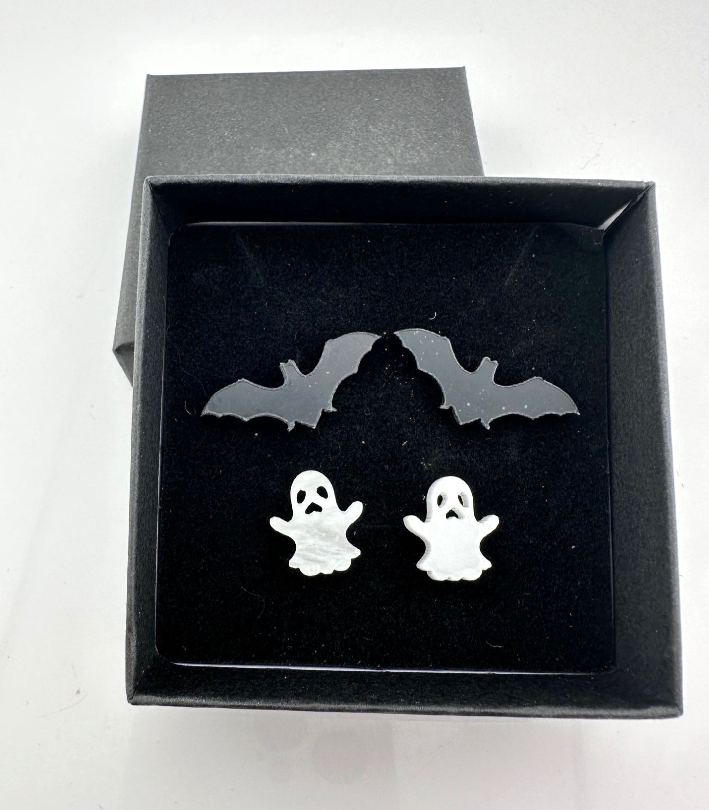 2 Pairs of Halloween Earrings - Bats & Ghosts - Super Cute!!!