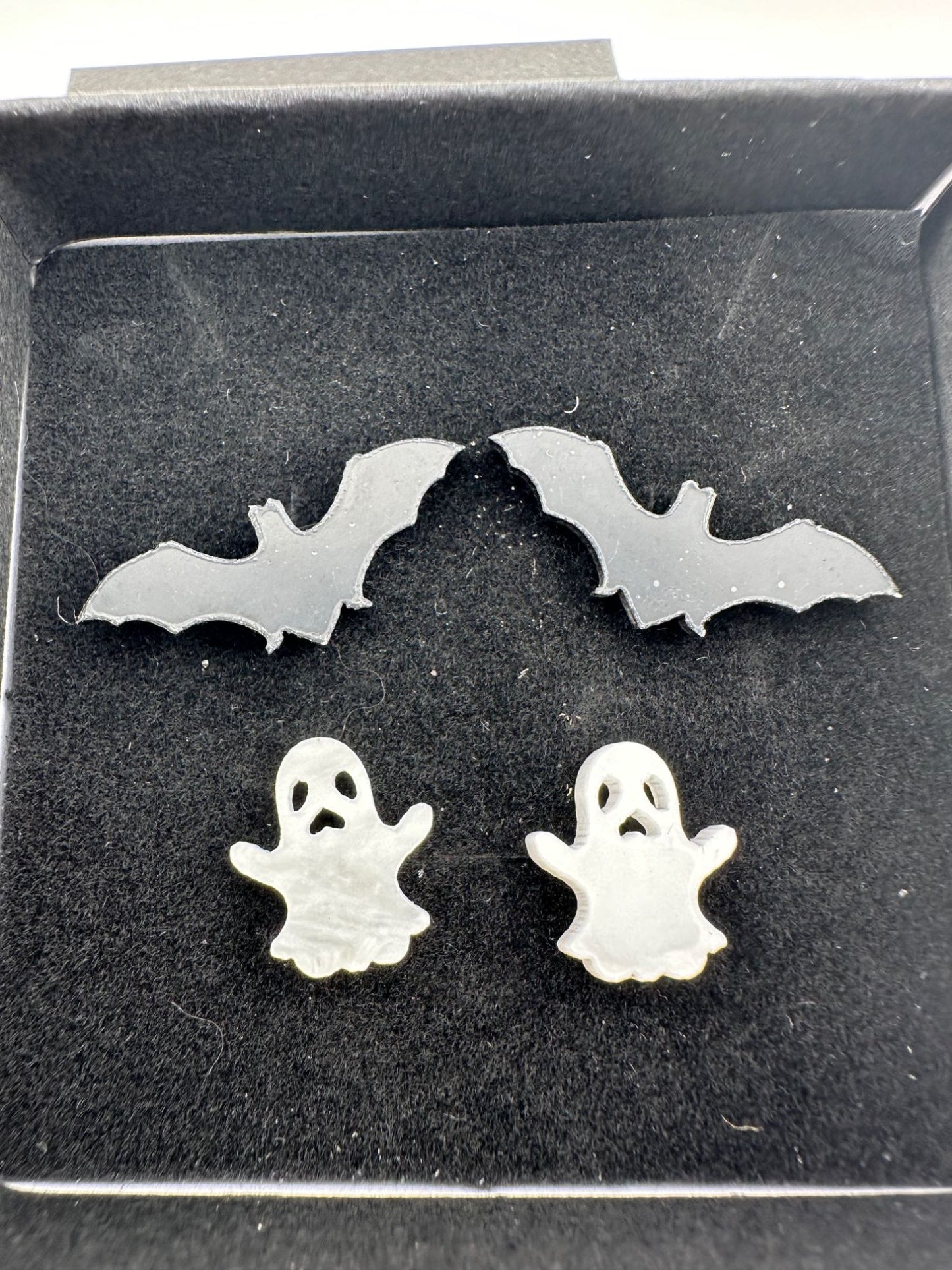 2 Pairs of Halloween Earrings - Bats & Ghosts - Super Cute!!!