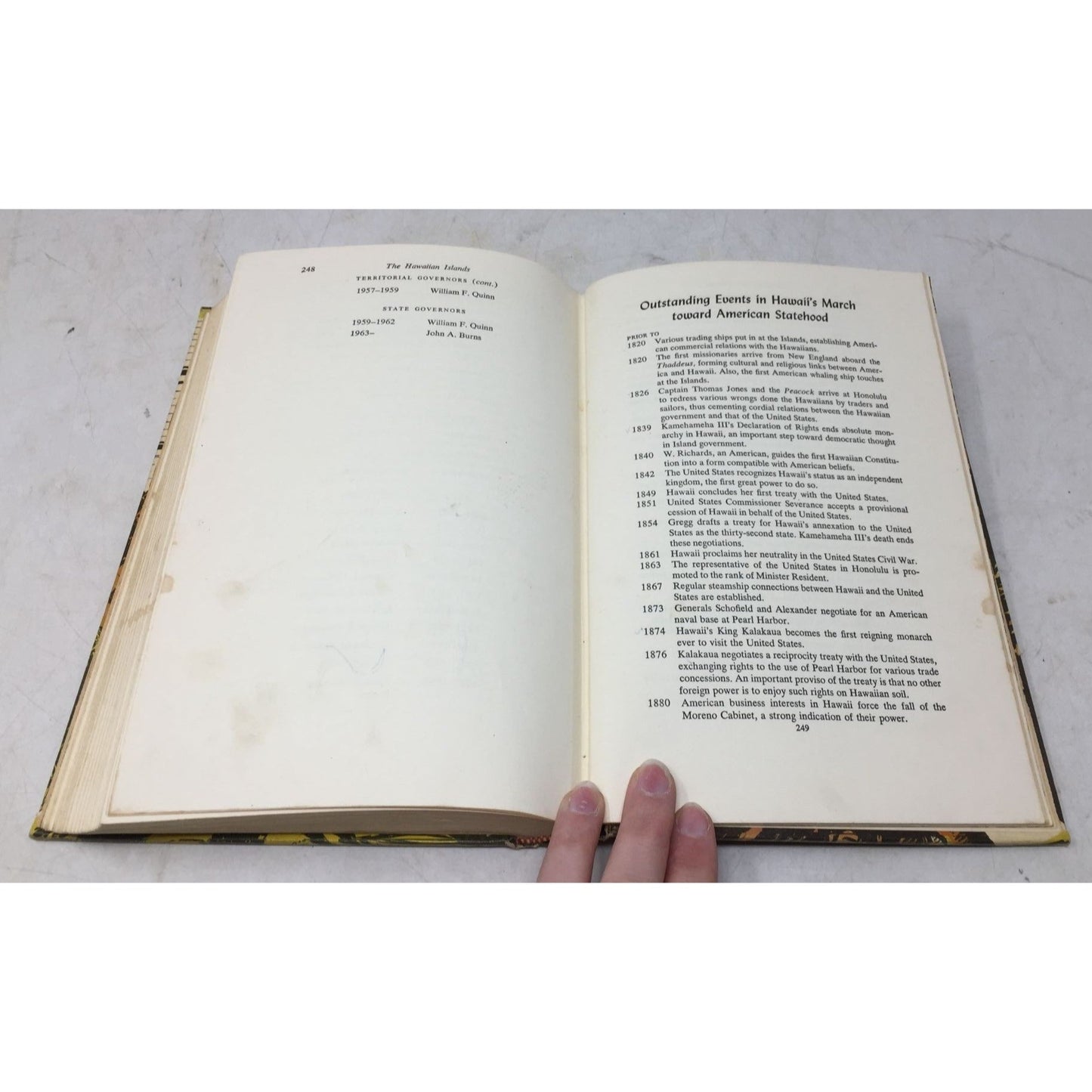 Vintage Book "The Hawaiian Islands: From Monarchy to Democracy" by Nancy Webb and Jean Francis Webb unbranded  A+ Stuff Vintage Books
