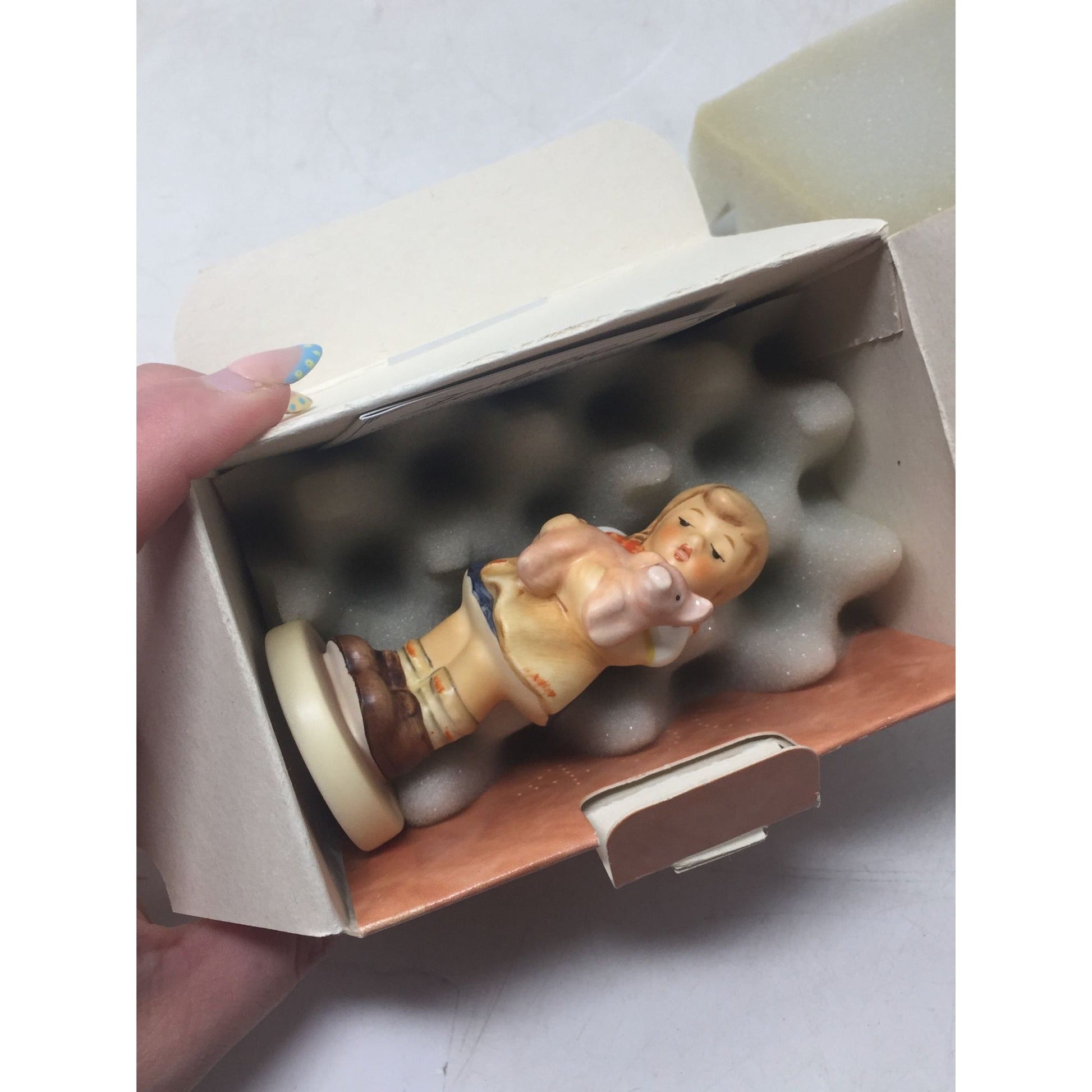 Vintage Goebel Hummel #2052 "Pigtails" Figurine Goebel Hummel  A+ Stuff