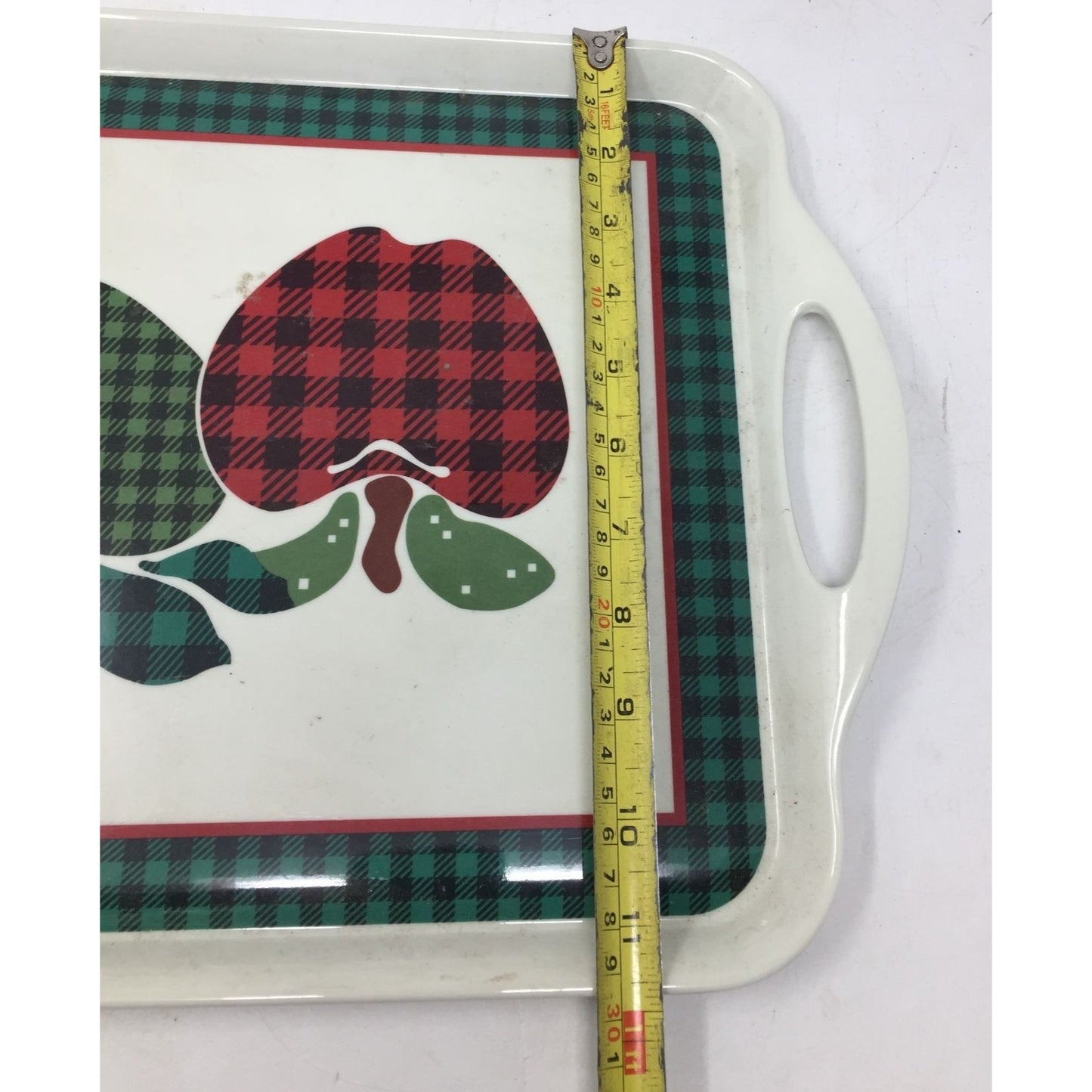 Eurita Rectangular Serving Tray with Apples on it and Plaid Border