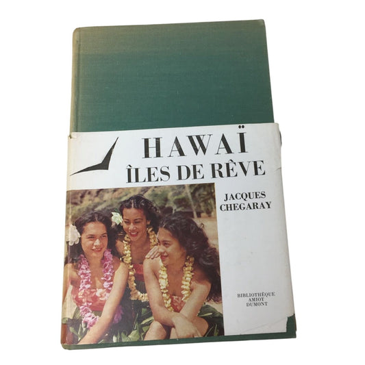 Vintage Collectible Book Titled "Hawaï, Îles De Rêve" by Jacques Chegaray. unbranded  A+ Stuff Sheet Music