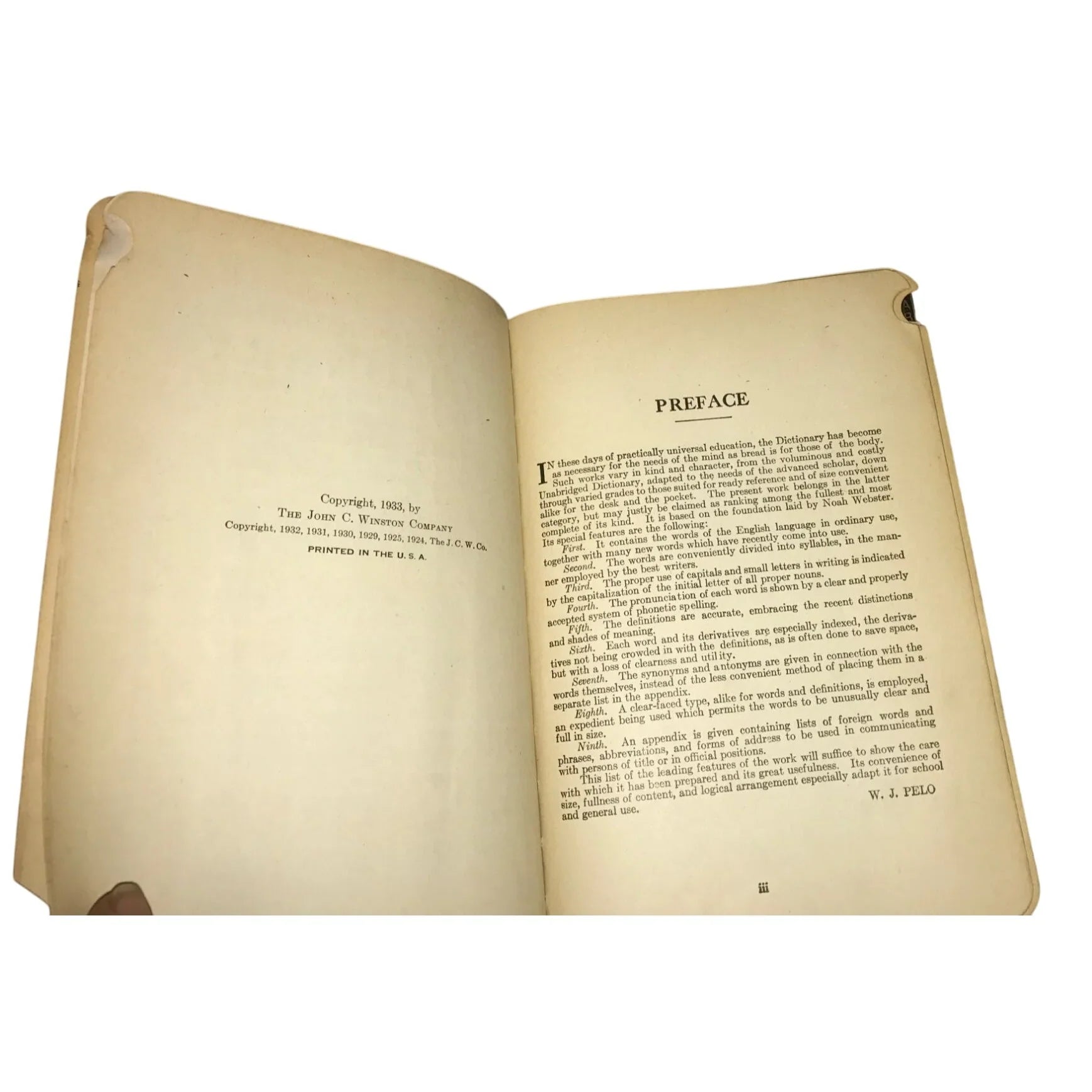 Universal Self Pronouncing Dictionary Vintage Hardcover Book - A+ Stuff