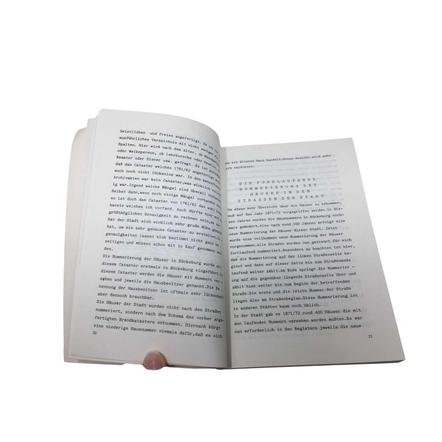 "Deutsche Ortssippenbücher: Residenz Bückeburg" by Heinrich Hokamp