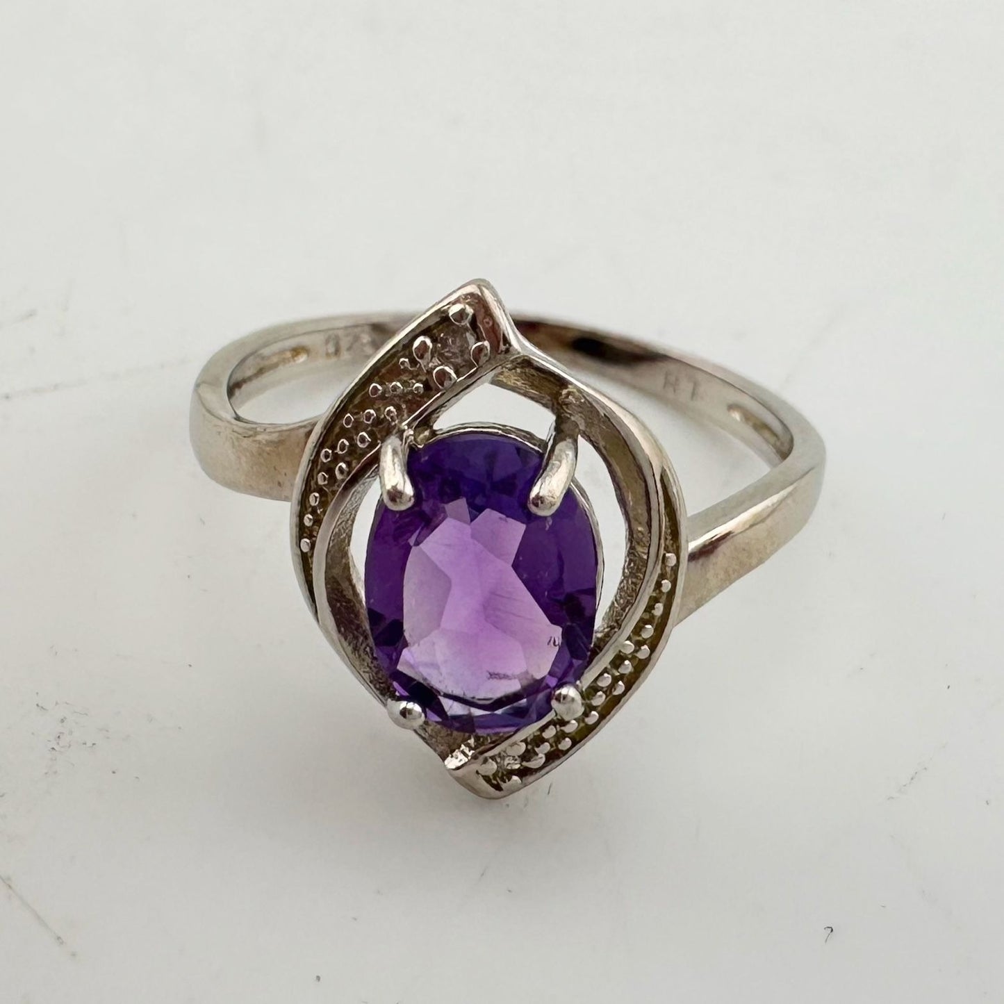 1.11 Carat Amethyst Ring with Diamond Accent - Sterling Silver - Size 7.5