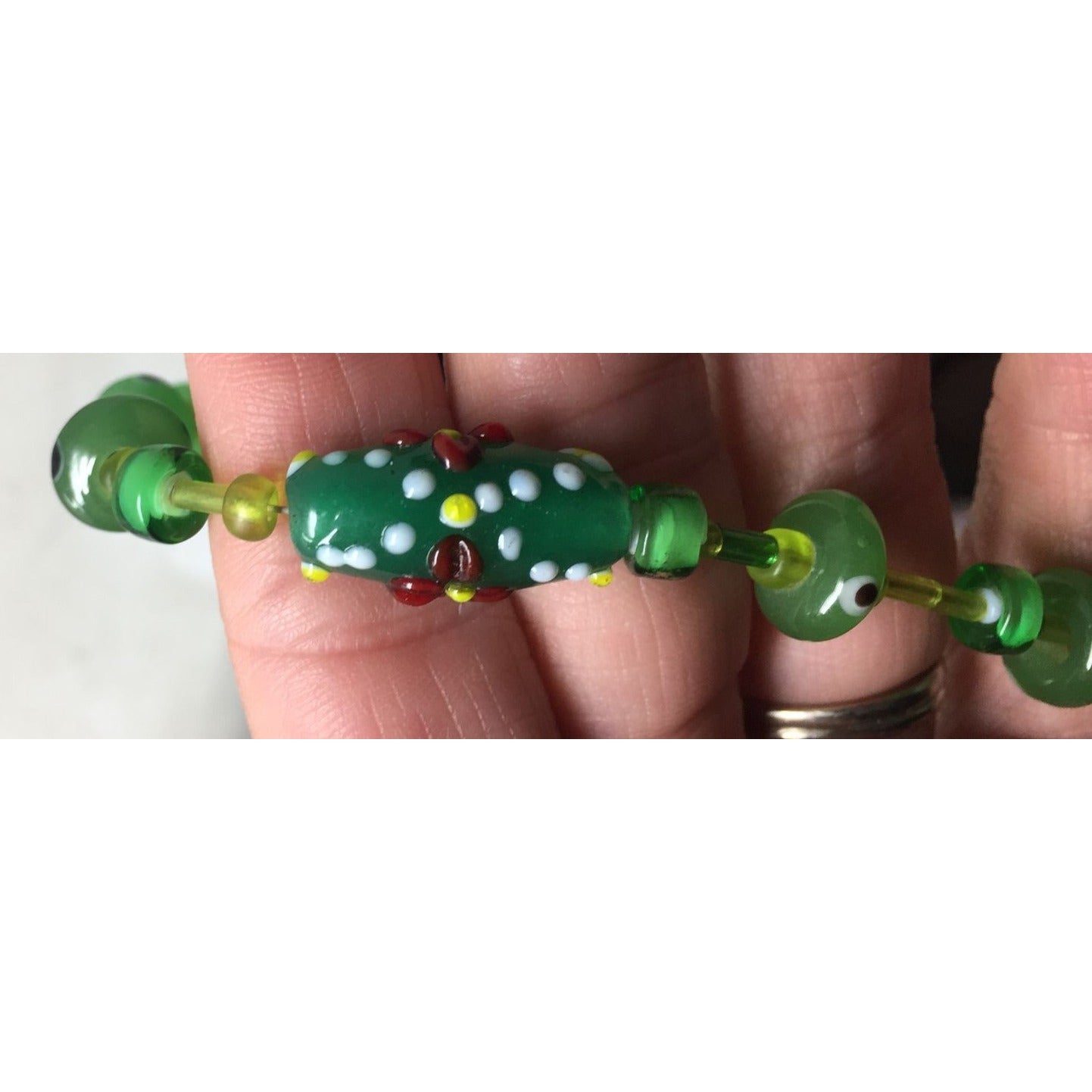 Women's/Girl's Green Beaded Bracelet