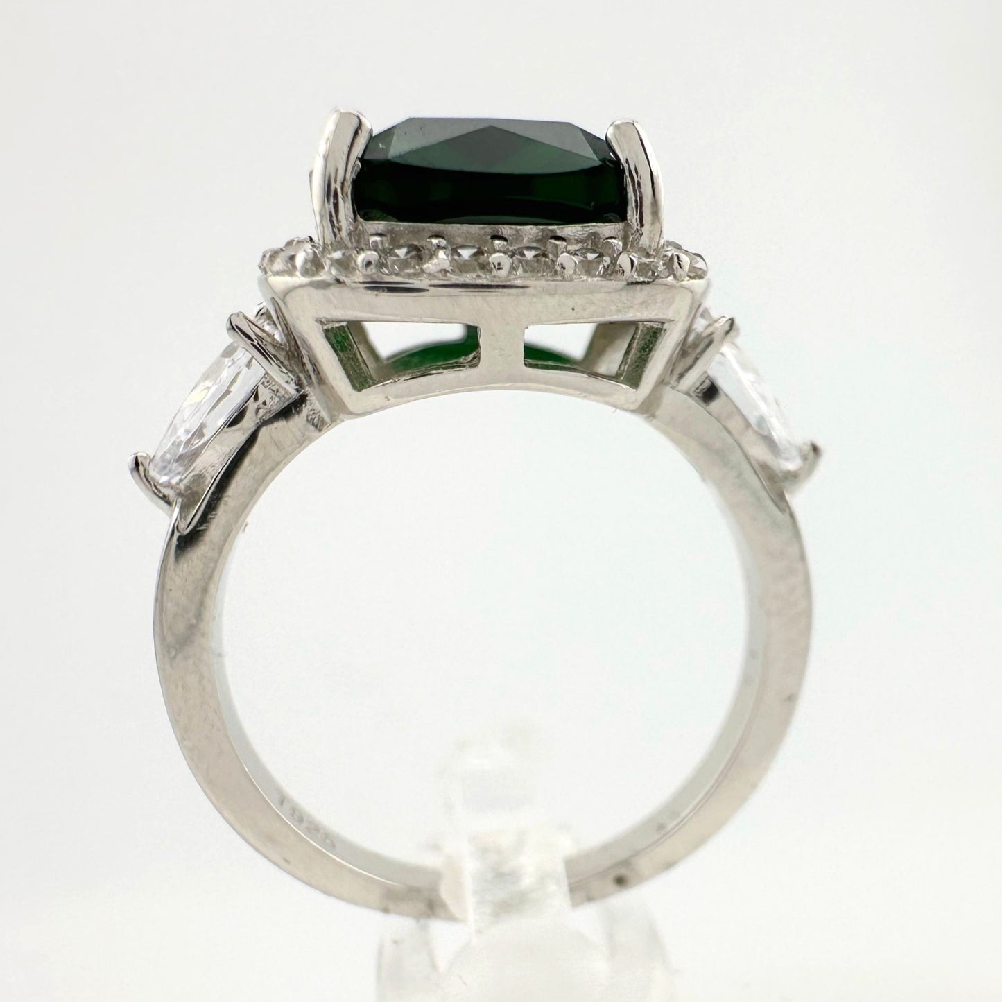 3.66ct Lab Created Emerald and White Gemstone Ring Size 7