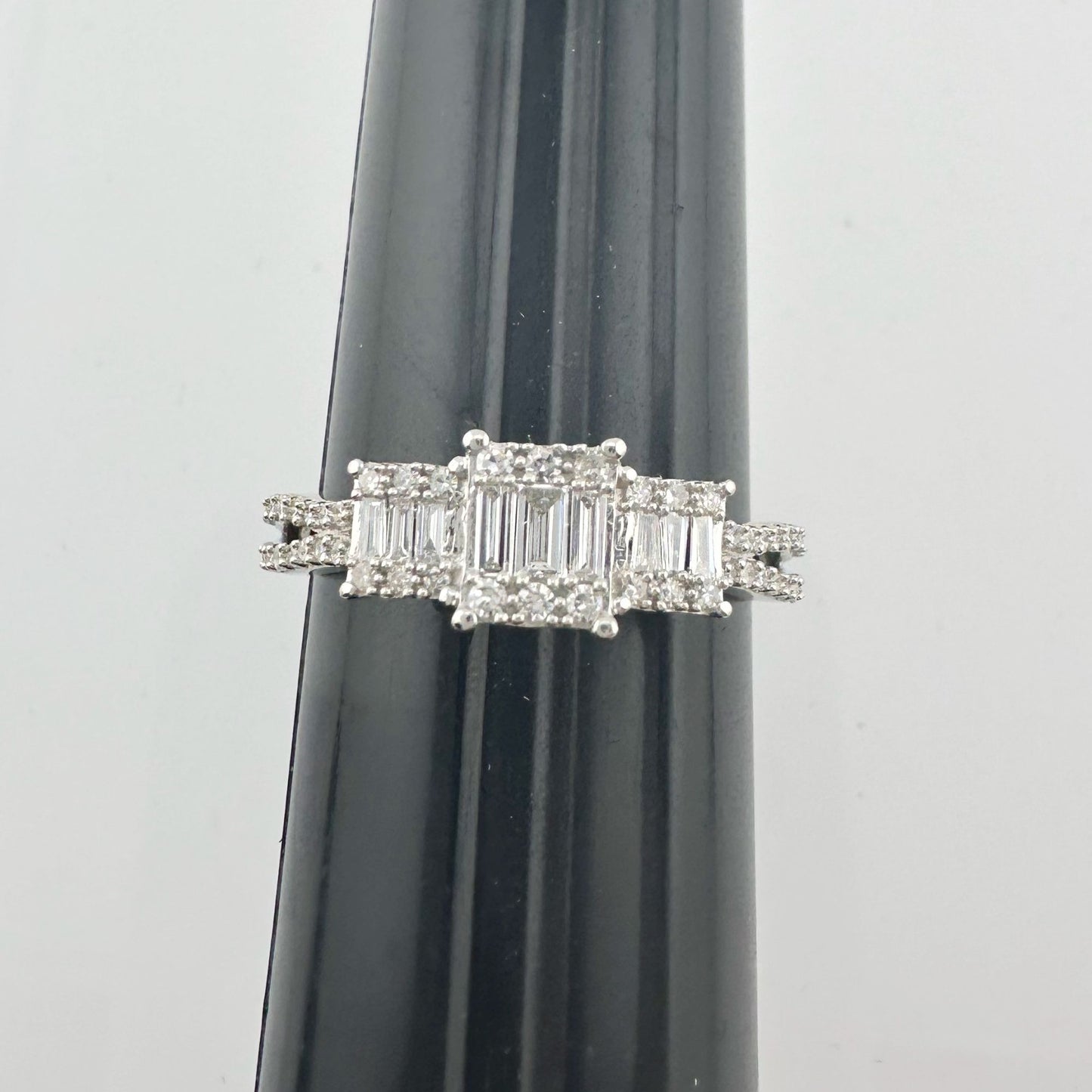 Stunning 1/2 Carat VS Lab Diamond Ring with Digital Appraisal Size 10