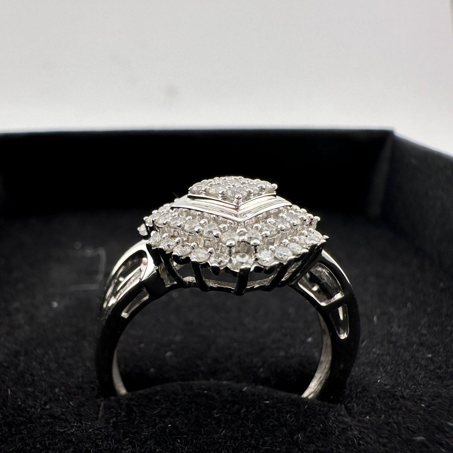 Beautiful 1/2 Ct Natural Diamond Ring -  Size 9