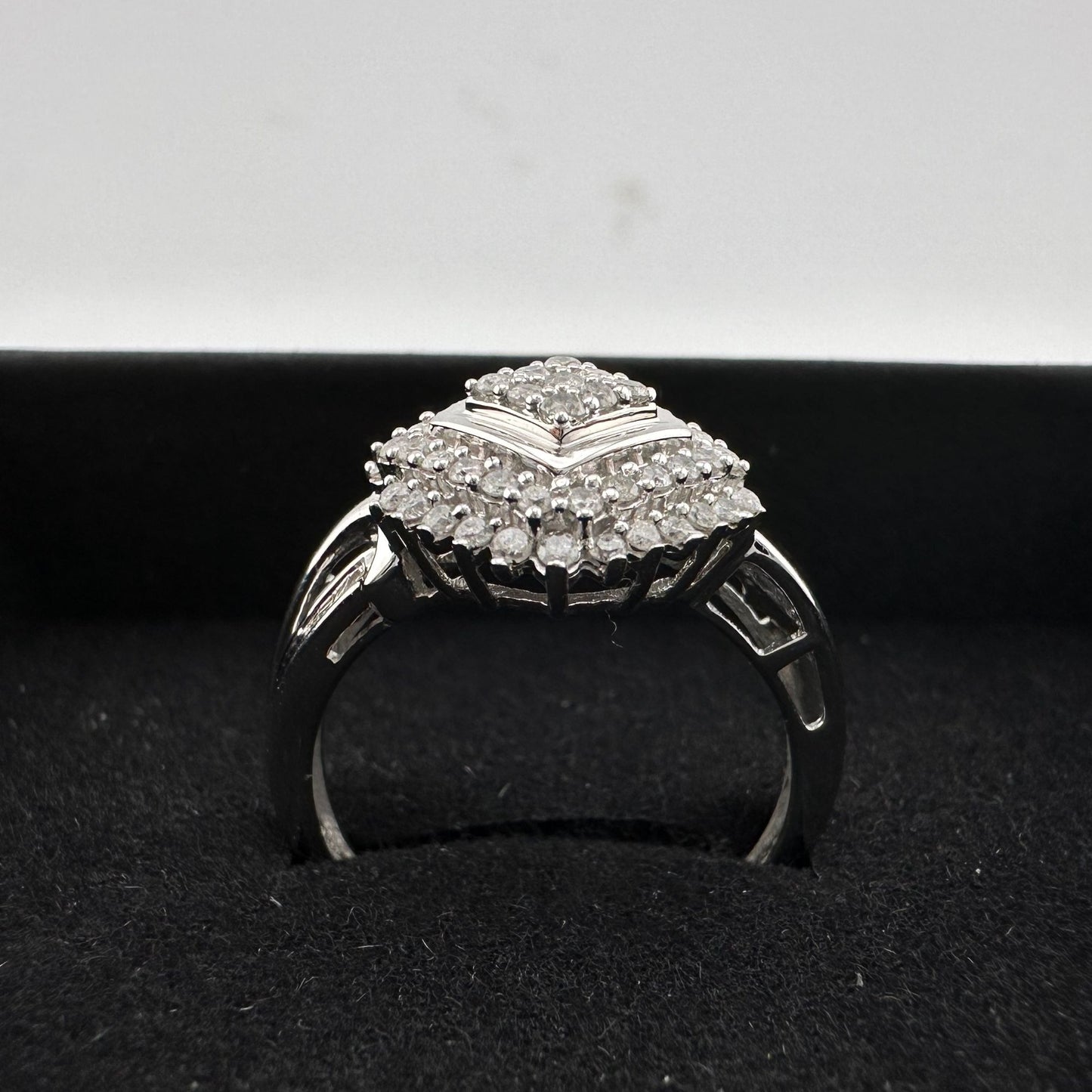 Beautiful 1/2 Ct Natural Diamond Ring -  Size 9